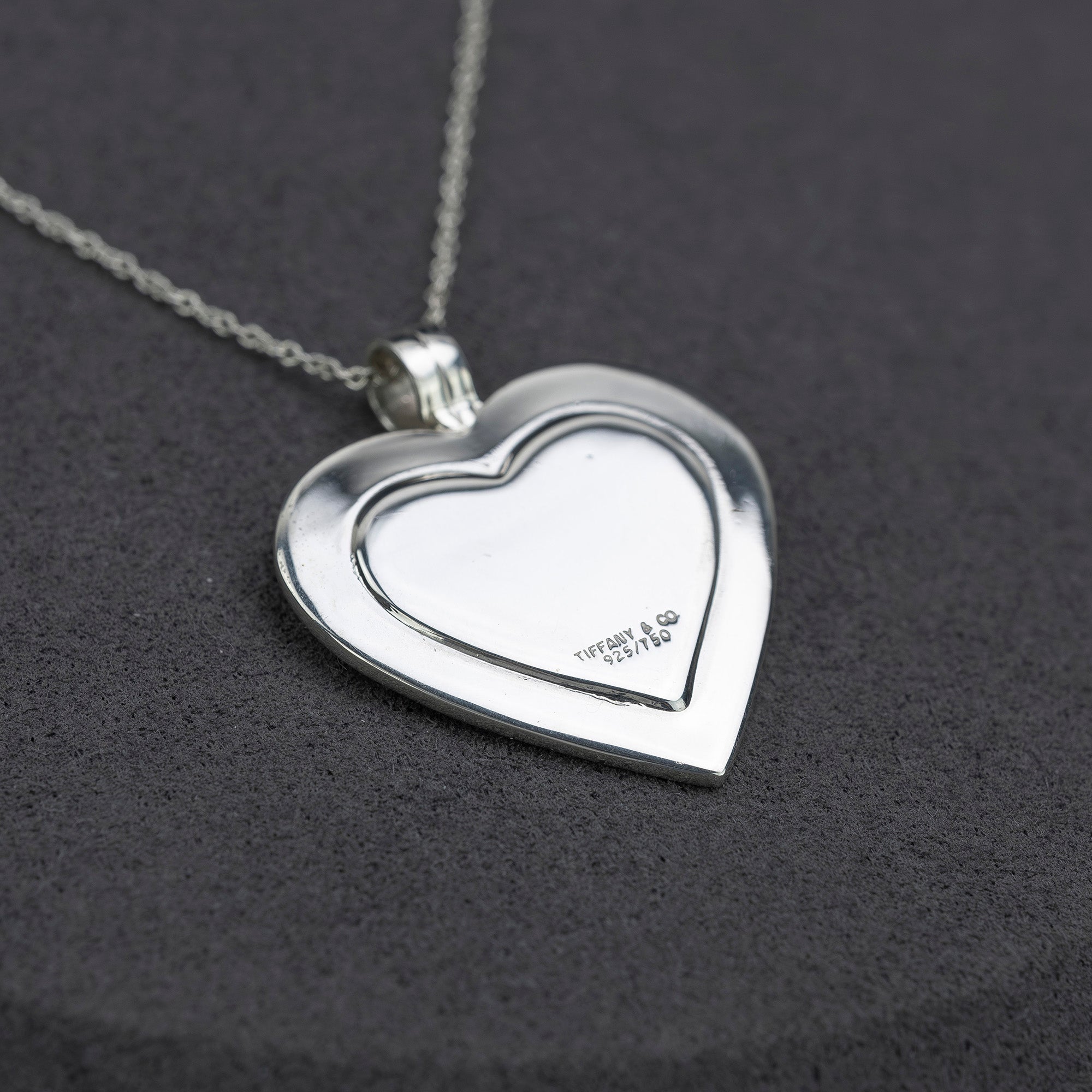 Tiffany &amp; Co. Heart Necklace in 18K Yellow Gold and 925 Silver, 11.1g