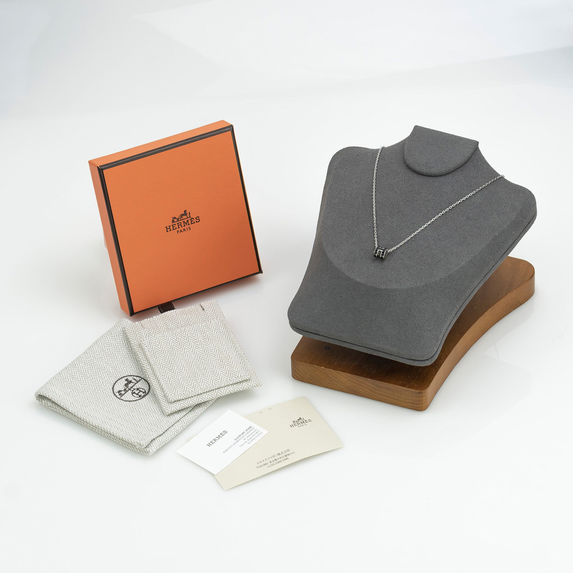 Hermès Pop Ash Mini Necklace in Black and Silver Metal with an H Logo Pendant. Excellent Condition. Includes Box and Dust Bag.