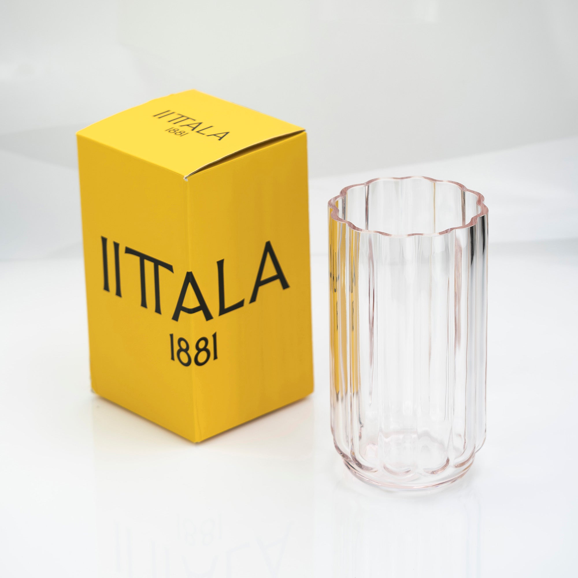 イッタラ iittala PLAY フラワーベース 180mm サーモンピンク 北欧 花瓶 インテリア フィンランド製【美品・箱付】