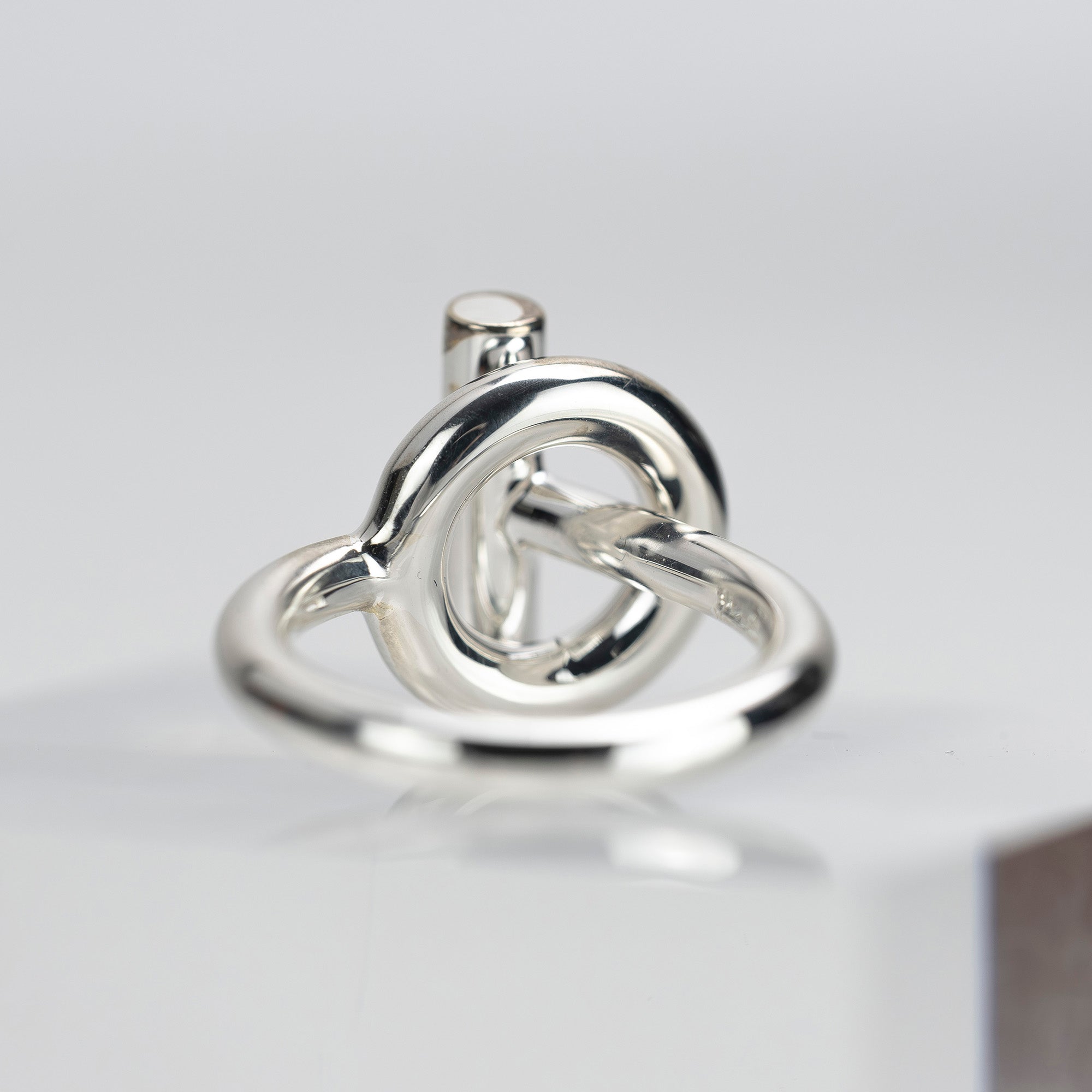 Hermes Eschapement Ring, size 53, 925 sterling silver, size 11, Chaîne d'Ancre motif, unisex, excellent condition, comes with box and certificate of authenticity.