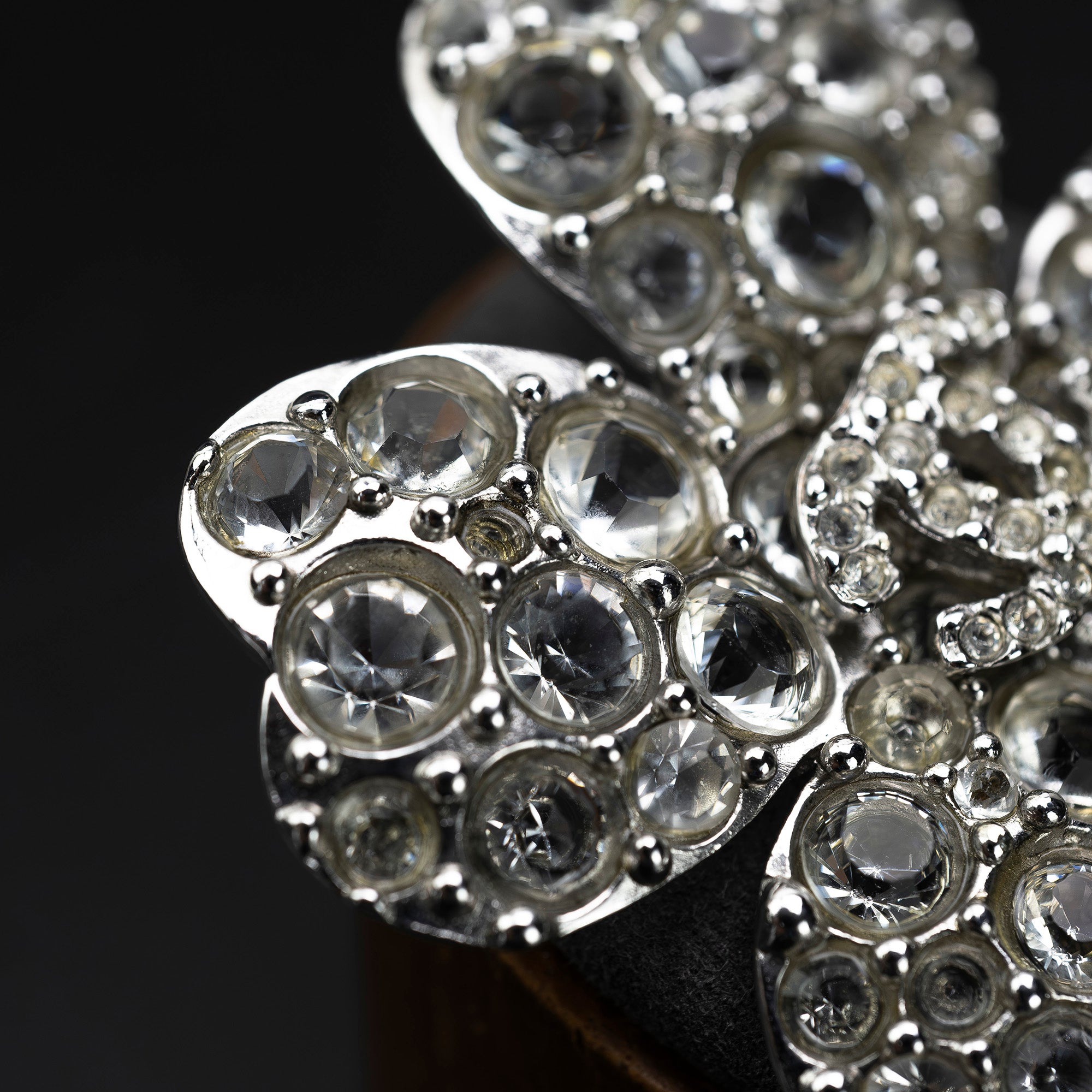 シャネル CHANEL ココマーク ブローチ ラインストーン 05C刻印 サイン