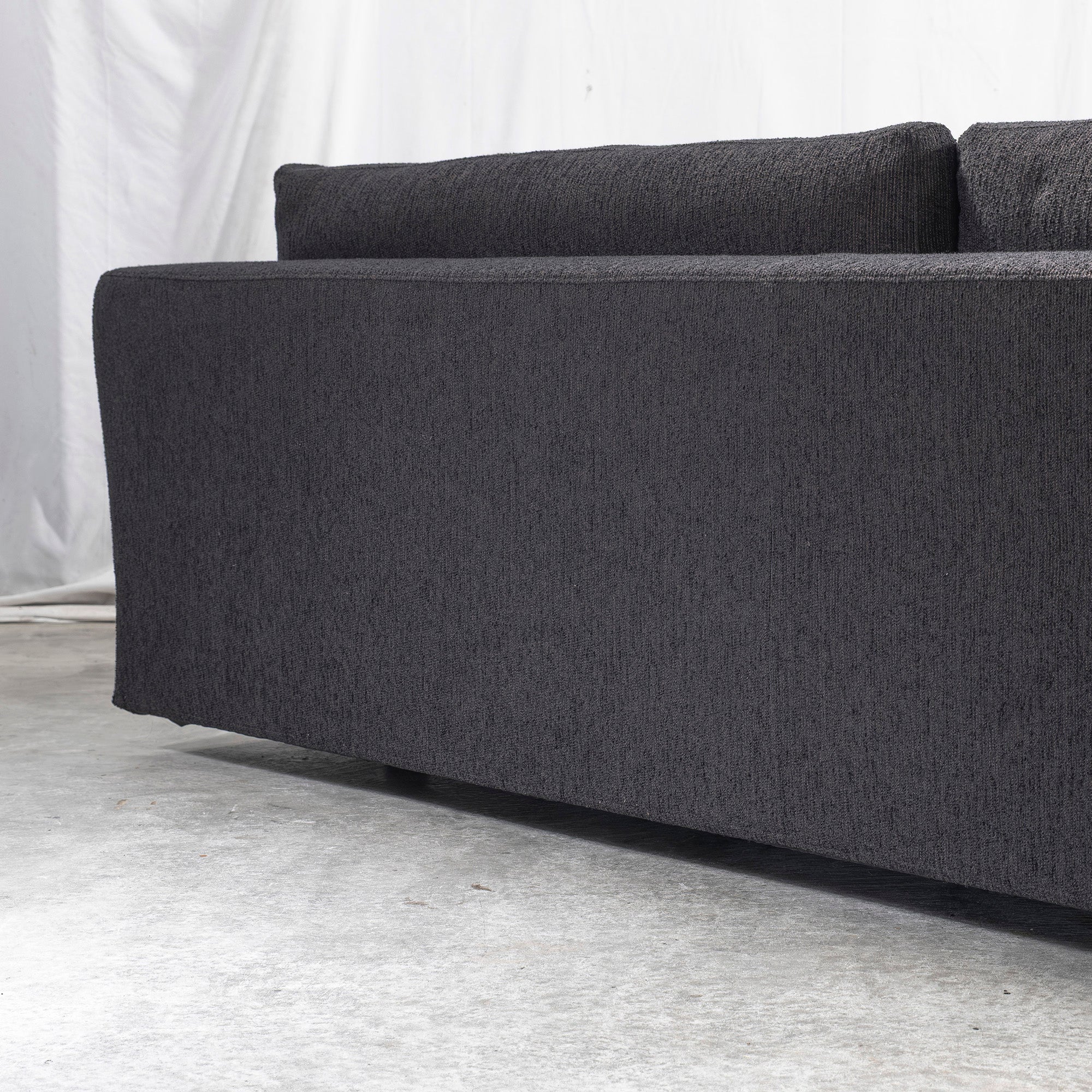 ソファ カッシーナ Cassina 235 MISTER ミスター 片アームソファ ナロウアーム ◆東京都内限定配送◆ ファブリック フェザークッション