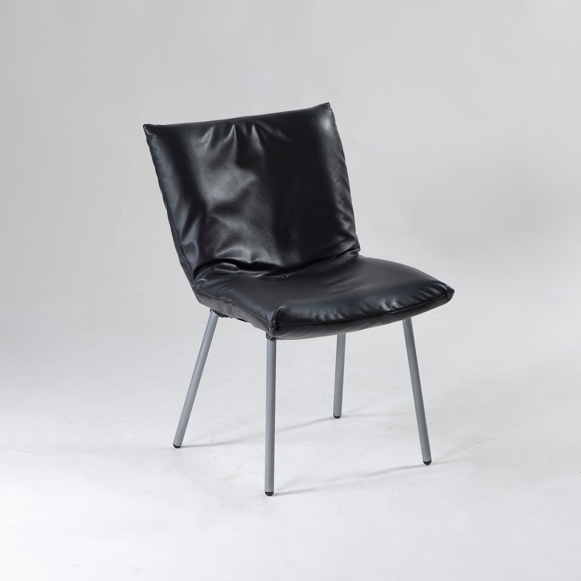 ダイニングチェア リーンロゼ ligne roset ROSETCalin ロゼカラン PVCレザー(1) スチール脚 モダンデザイン フレンチモダン ラグジュアリー