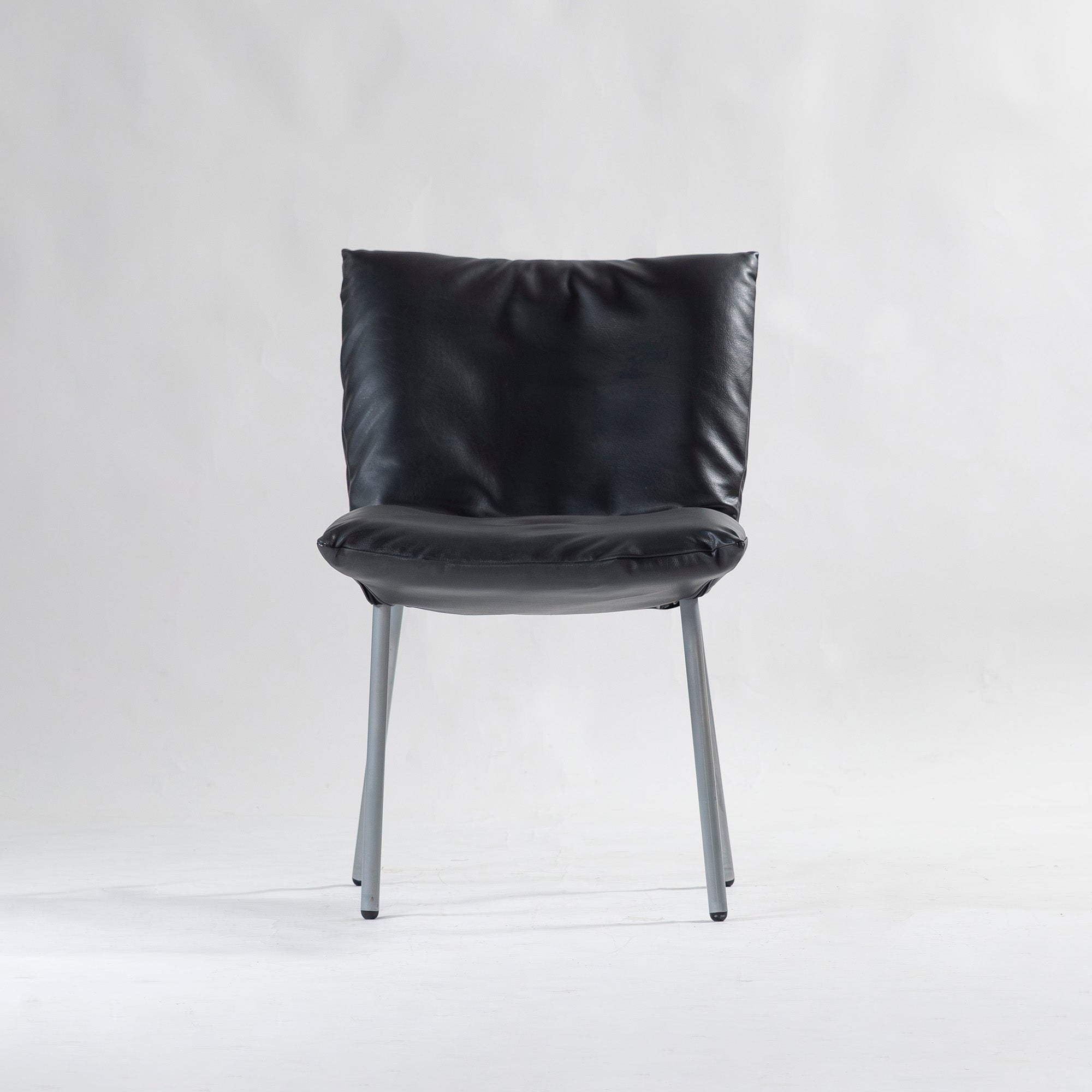 ダイニングチェア リーンロゼ ligne roset ROSETCalin ロゼカラン PVCレザー(2) スチール脚 モダンデザイン フレンチモダン ラグジュアリー