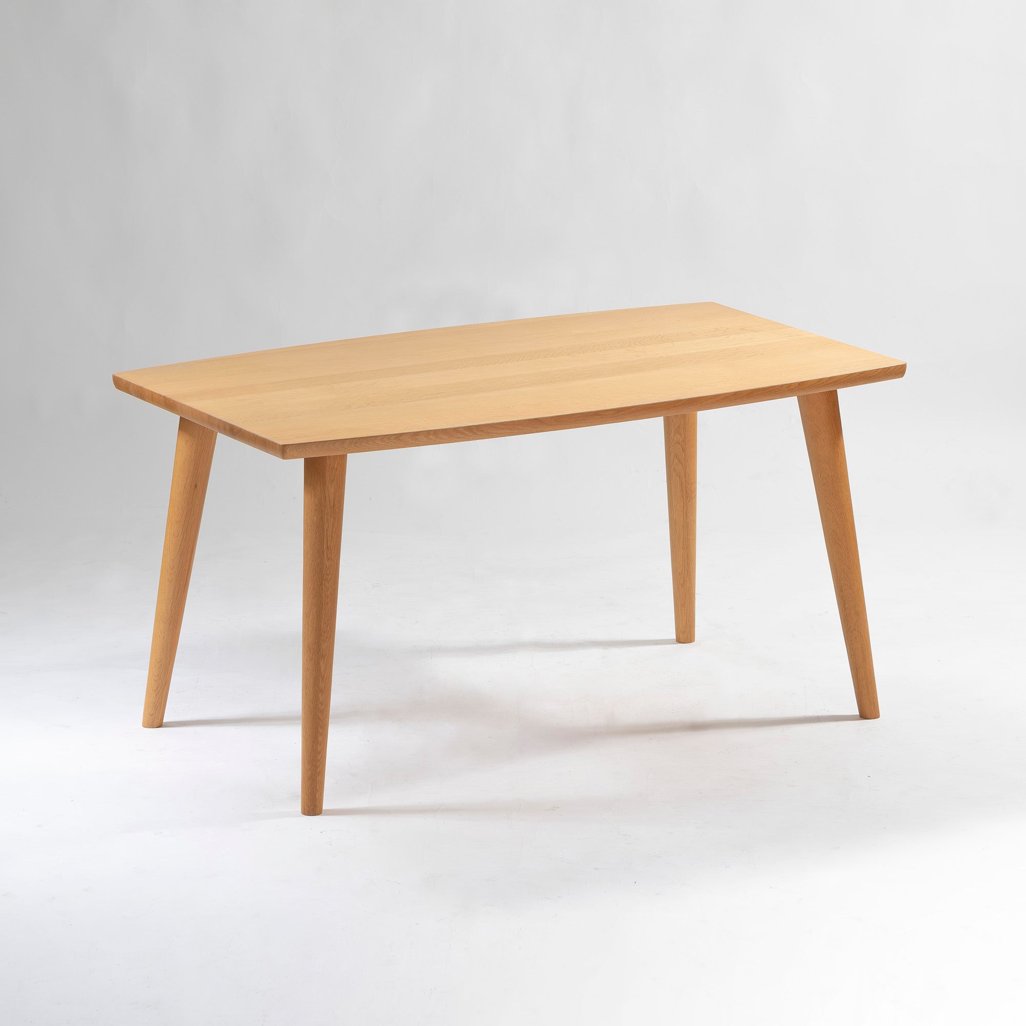 ダイニングテーブル 柏木工 オーダーテーブルシリーズ 幅135cm ナラ無垢材 オーク無垢材 樽型天板 天然木 北欧 和モダン ナチュラル 4人用