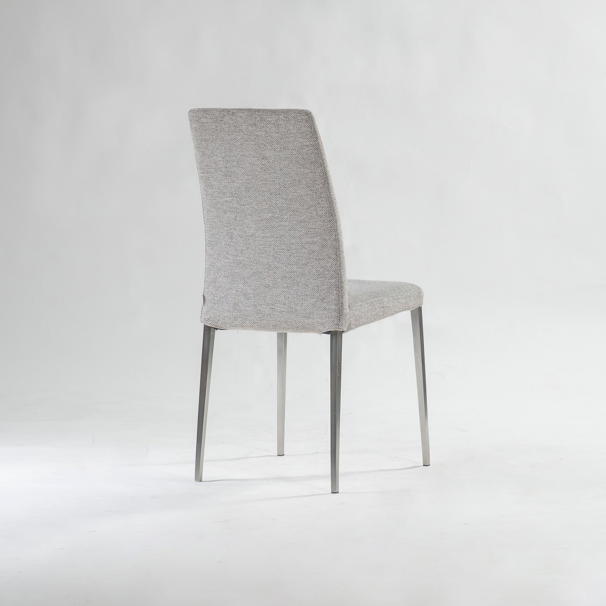 ダイニングチェア ボーコンセプト BoConcept NICO ニコ アームレスチェア グレー(3) ファブリック ステンレス脚 北欧モダン シンプルモダン