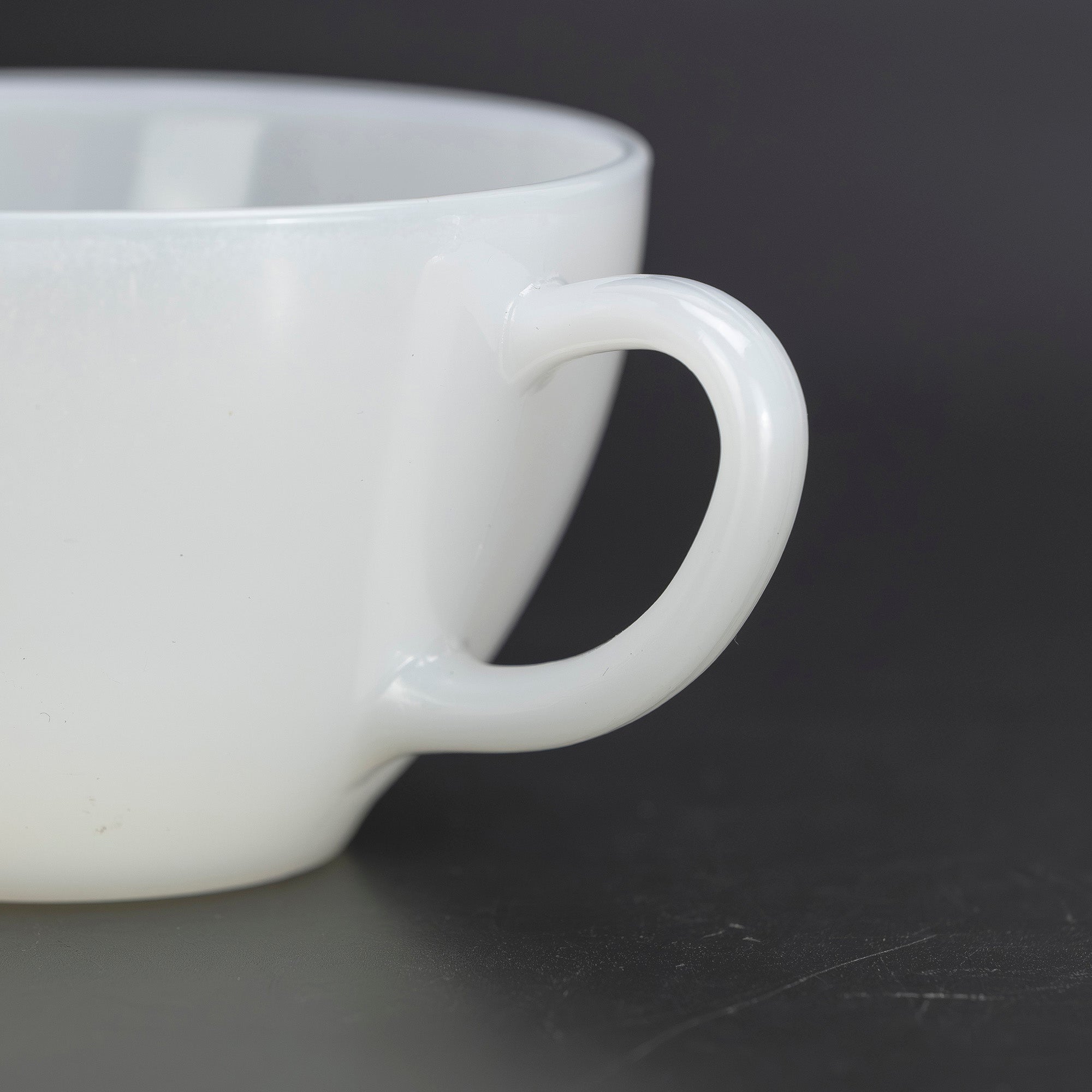 ファイヤーキング  ウィート Fire-King Wheat カップ＆ソーサー ミルクガラス 1950～60年代 アメリカ製【ヴィンテージ】