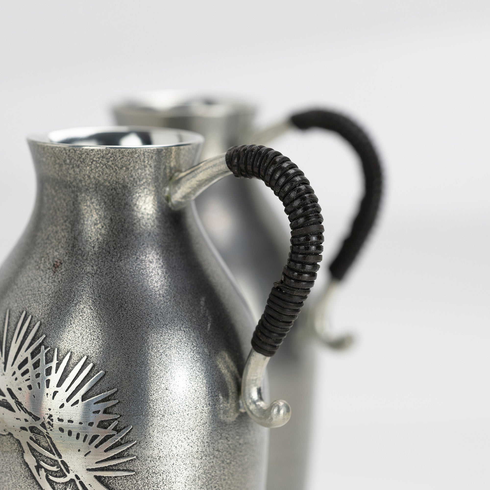 錫製 松文様 酒燗器揃 本錫刻印あり 共箱付 ちろり 徳利 盃 湯冷まし鉢 高級錫器 木箱入り 日本製 伝統工芸