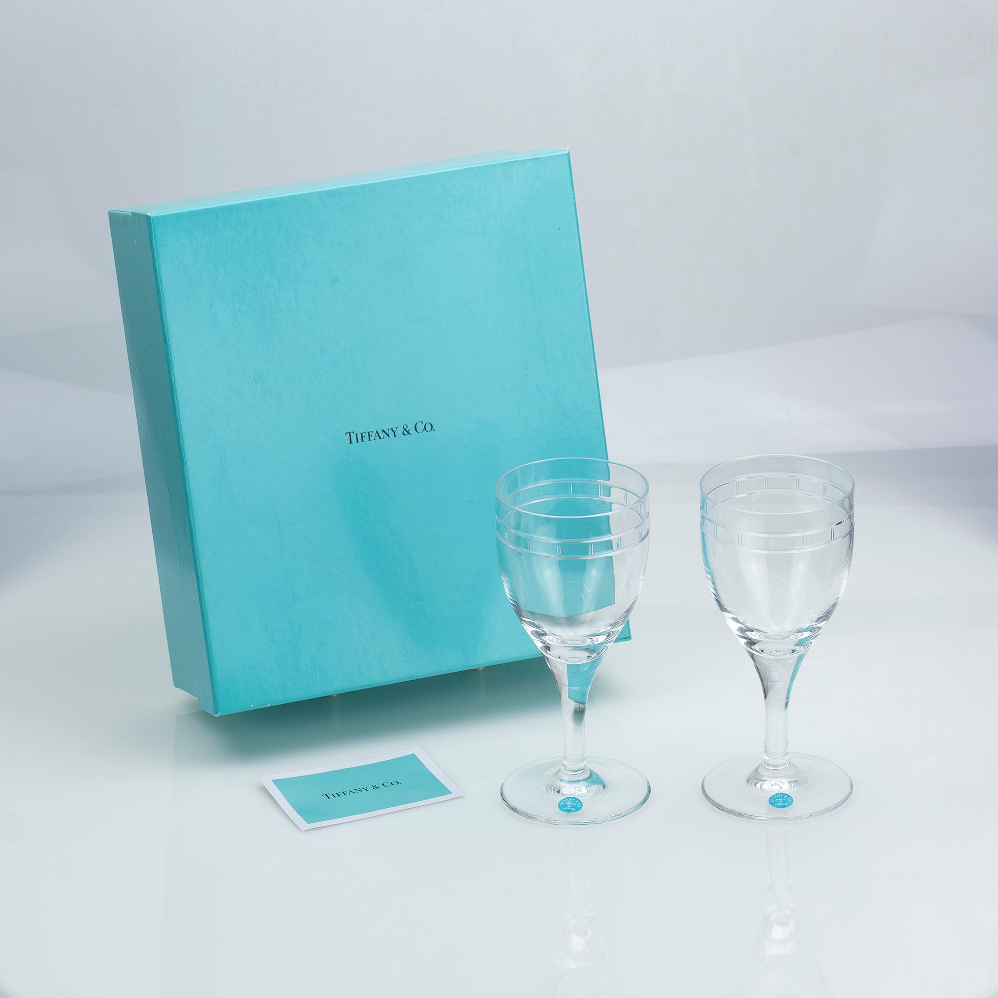 ティファニー TIFFANY＆Co. アトラス ワイングラス ペア 日本製 クリスタル ローマ数字カット ガラス 食器 上品 エレガント 【箱付】