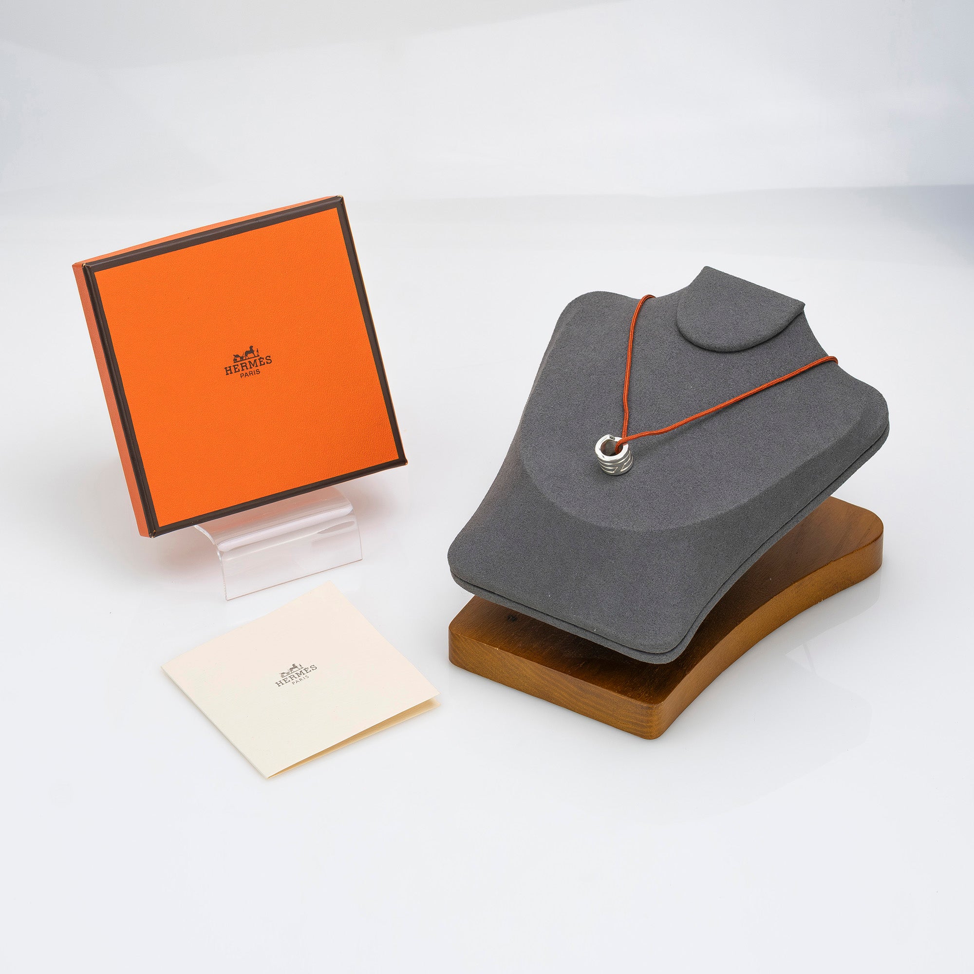 エルメス ネックレス イタリーク Hモチーフ シルバー925×テキスタイルコード ペンダント ユニセックス シルバーアクセサリー【箱付】