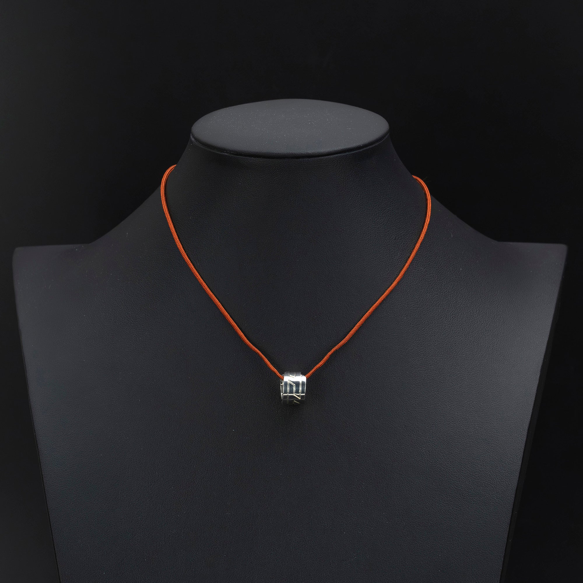 エルメス ネックレス イタリーク Hモチーフ シルバー925×テキスタイルコード ペンダント ユニセックス シルバーアクセサリー【箱付】