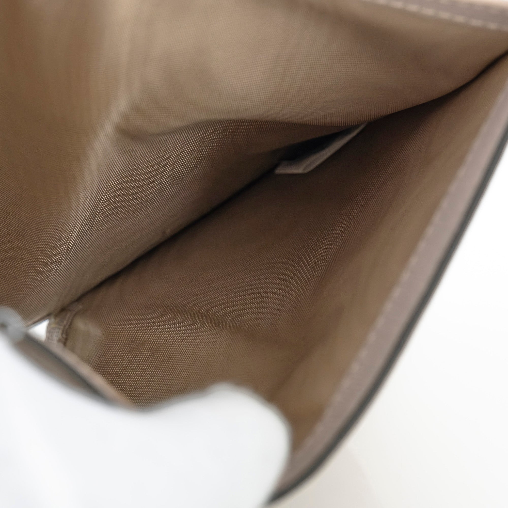 フルラ FURLA バビロン 二つ折り 財布 ダリアベージュ サフィアーノレザー コンパクトウォレット 【箱・保存袋付】