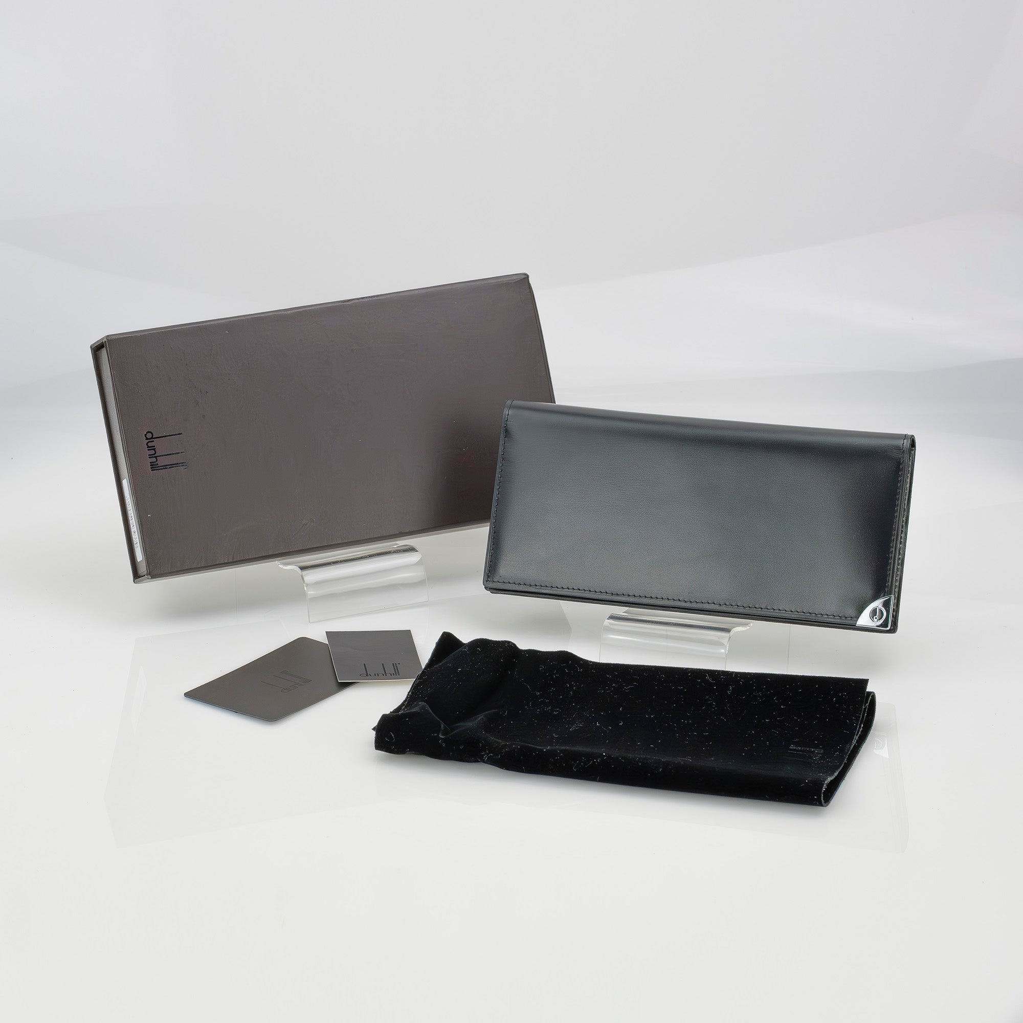 ダンヒル Dunhill  長財布 メンズ ブラック カード多数収納 小銭入れ無し 高級革財布【箱付】