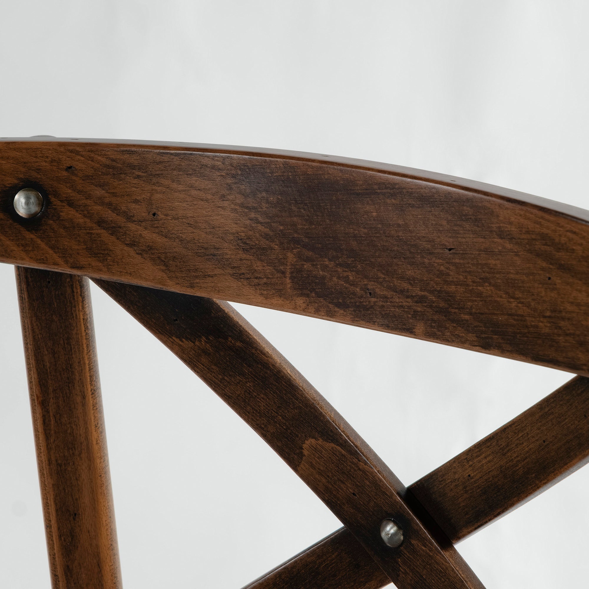 TON bentwood high chair, made of beech wood by Thonet, Czech Republic. Antique-style country bar stool.