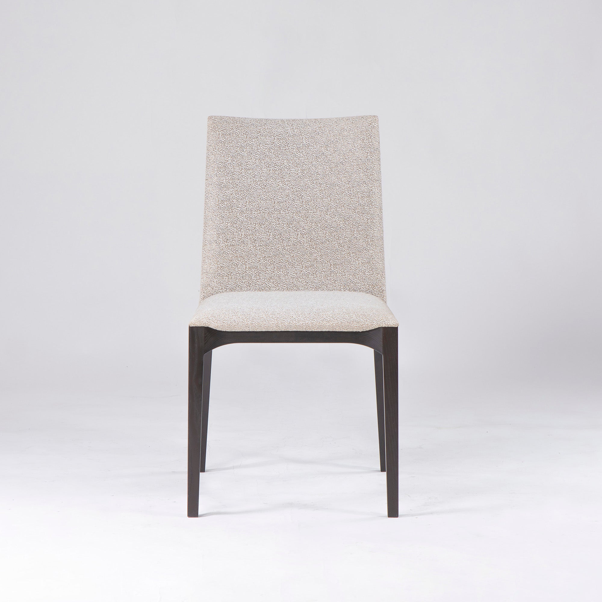 ダイニングチェア カッシーナ Cassina IXC. LINE ライン アームレスチェア(2) アッシュ材 ファブリック イタリアモダン ラグジュアリー