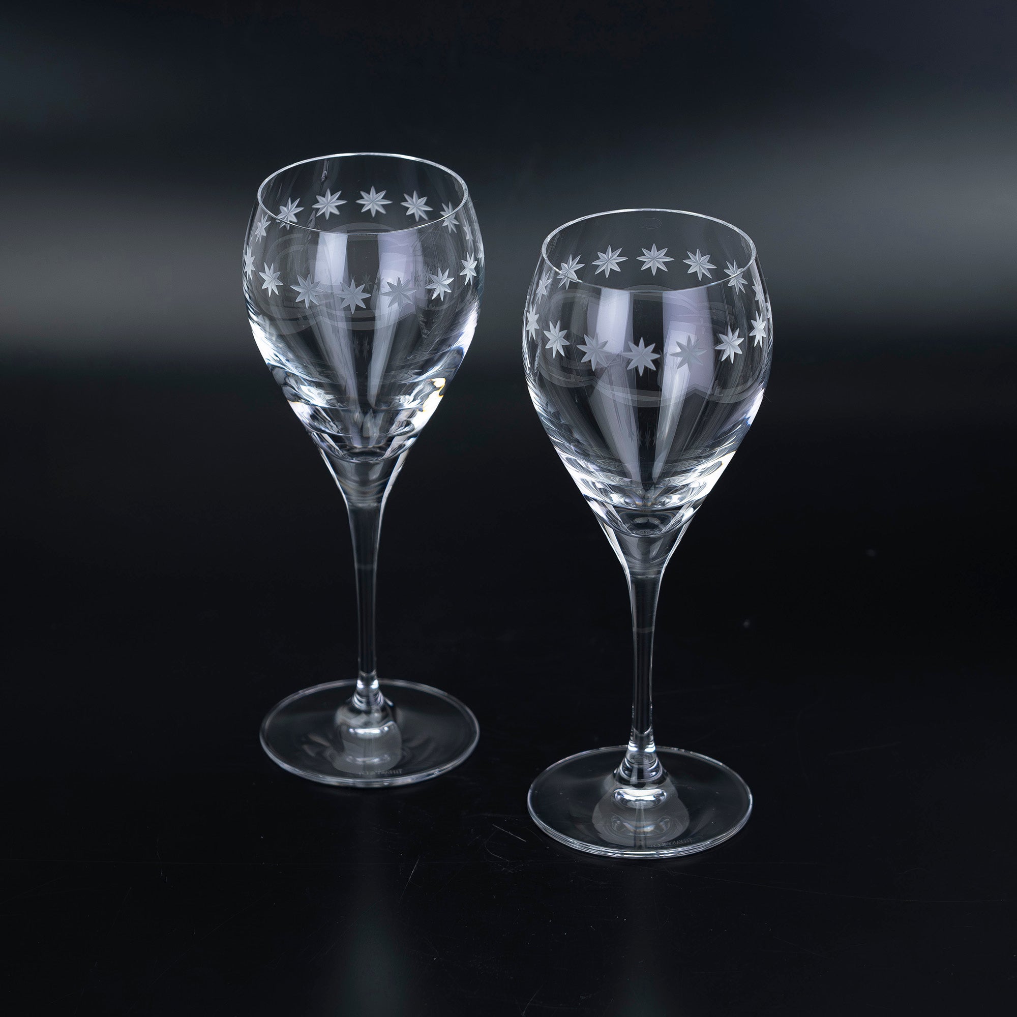 ティファニー Tiffany & Co. ルミナス クリスタルワイングラス ペア スターモチーフ 星模様 エッチング【箱付】