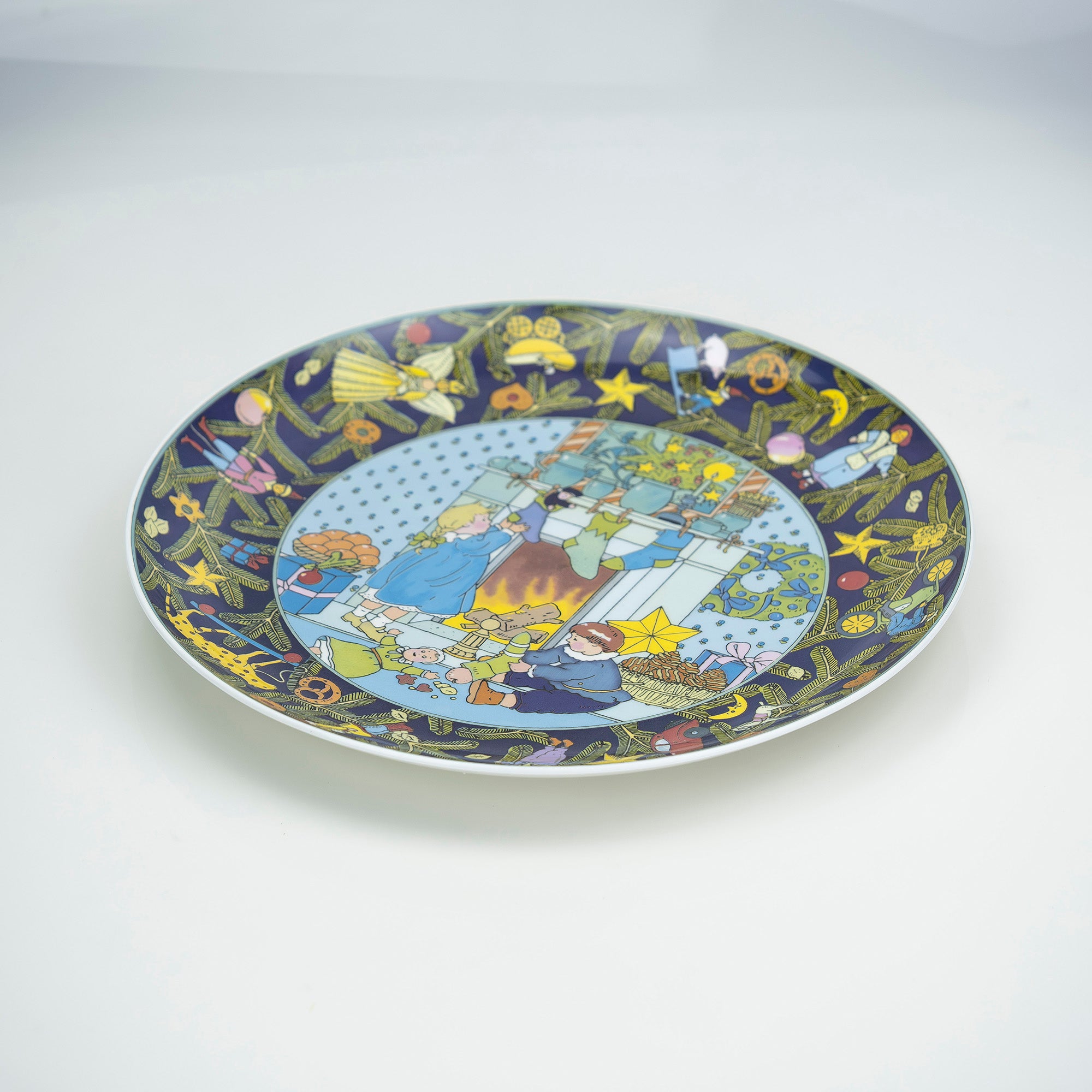 ビレロイ＆ボッホ Villeroy&Boch 壁掛け 飾り皿 「クリスマス イン ヨーロッパ イギリス」 27cm 箱付 ウォールプレート インテリア雑貨