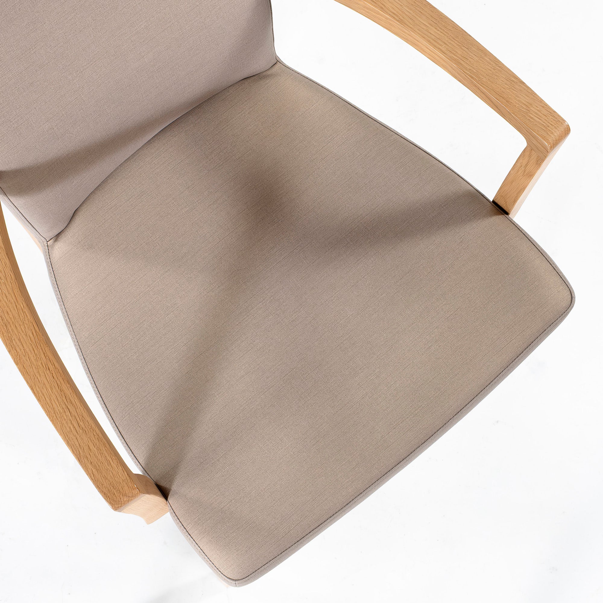 ダイニングチェア カリモク karimoku CT78 アームチェア ピュアオーク(3) オーク材 無垢材 合成皮革 和モダン クラシックモダン ハイバック