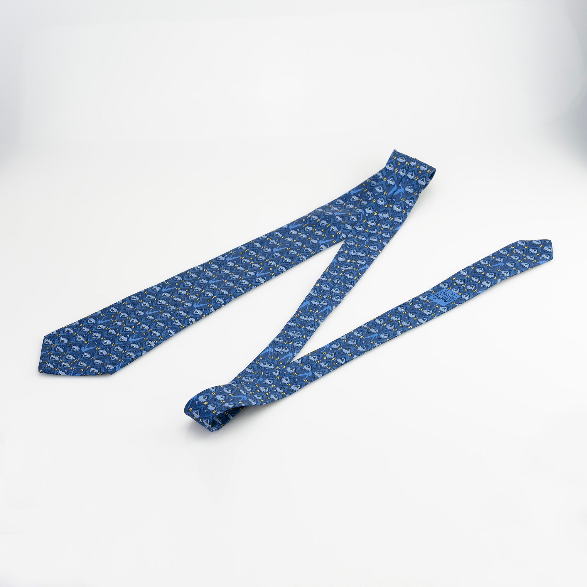 エルメス HERMES ネクタイ ブルー系 花柄モチーフ 鳥 フラワーパターン シルク100％ メンズ ブランドネクタイ 高級小物 フランス製【箱付】