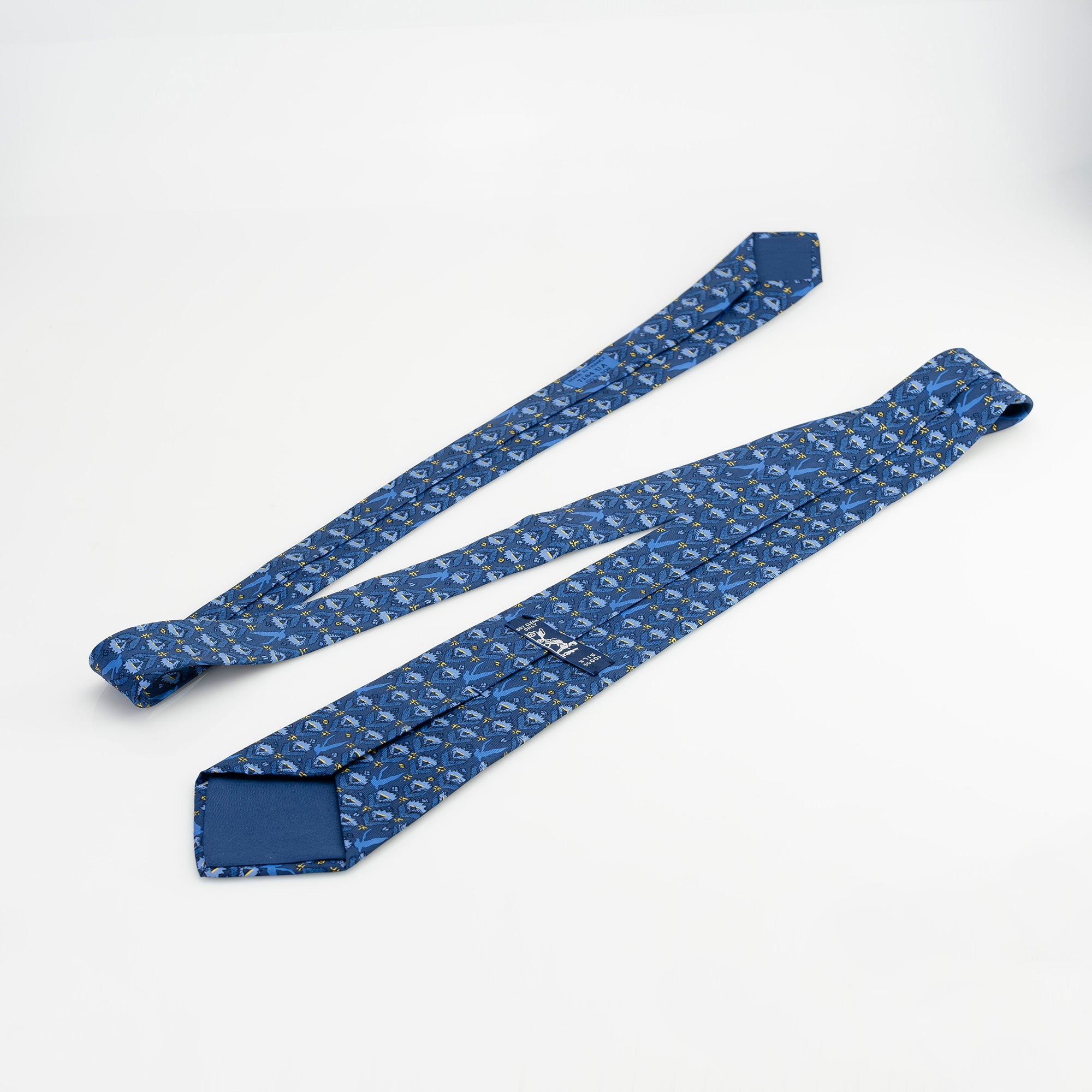 エルメス HERMES ネクタイ ブルー系 花柄モチーフ 鳥 フラワーパターン シルク100％ メンズ ブランドネクタイ 高級小物 フランス製【箱付】