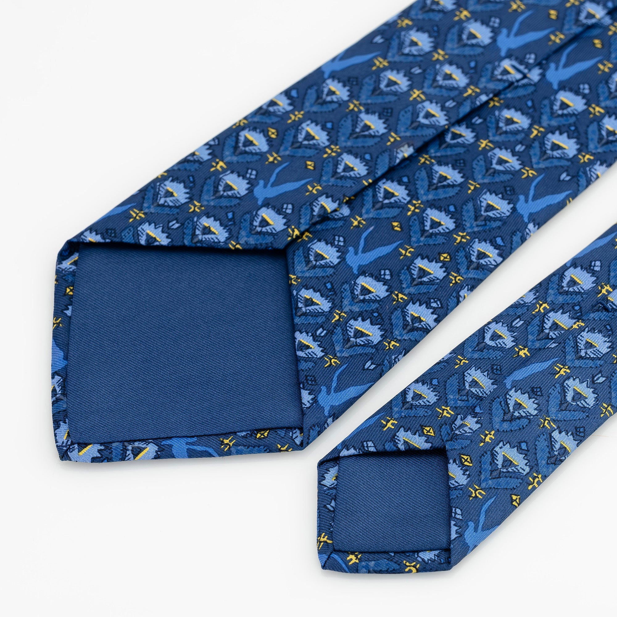 エルメス HERMES ネクタイ ブルー系 花柄モチーフ 鳥 フラワーパターン