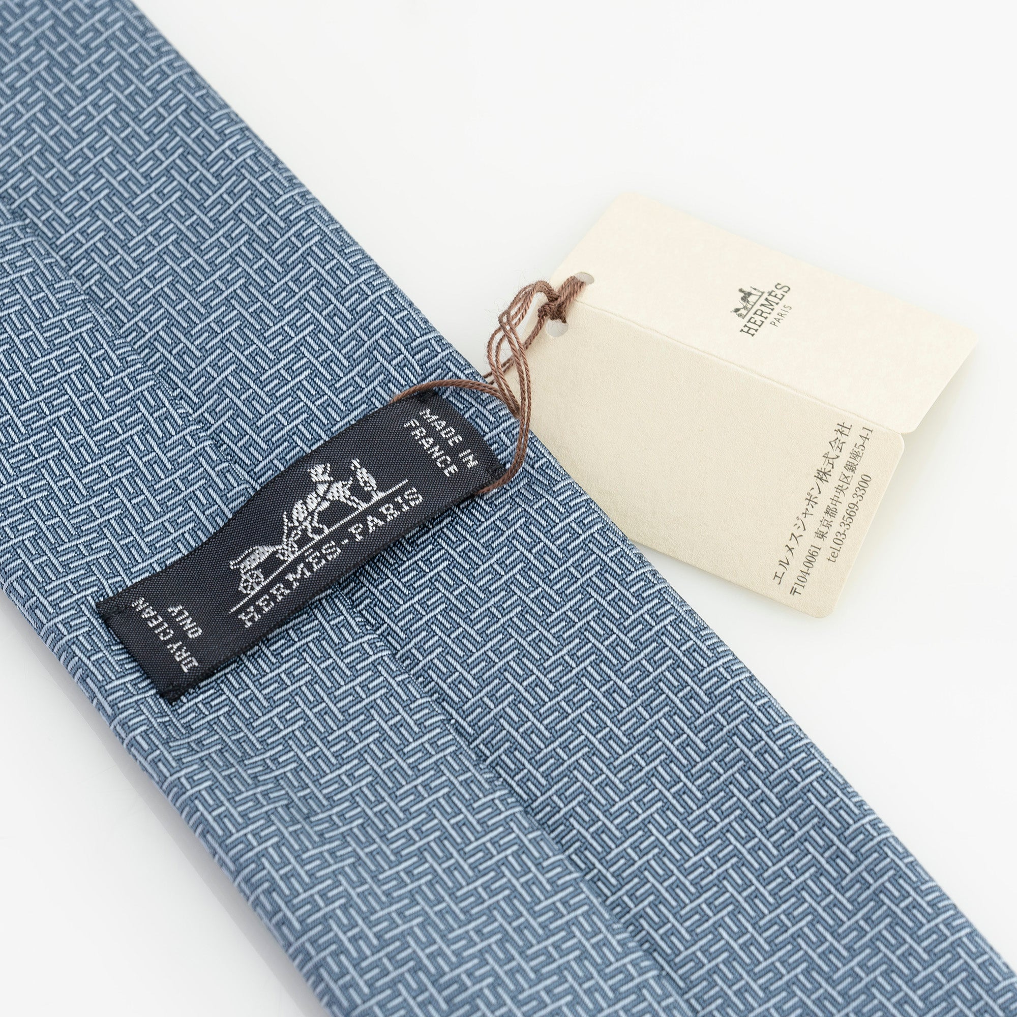 エルメス HERMES ネクタイ ブルー系 幾何学模様 Hロゴ 総柄 シルク100％ タグ付き  メンズ ブランドネクタイ 高級小物 フランス製【箱付】