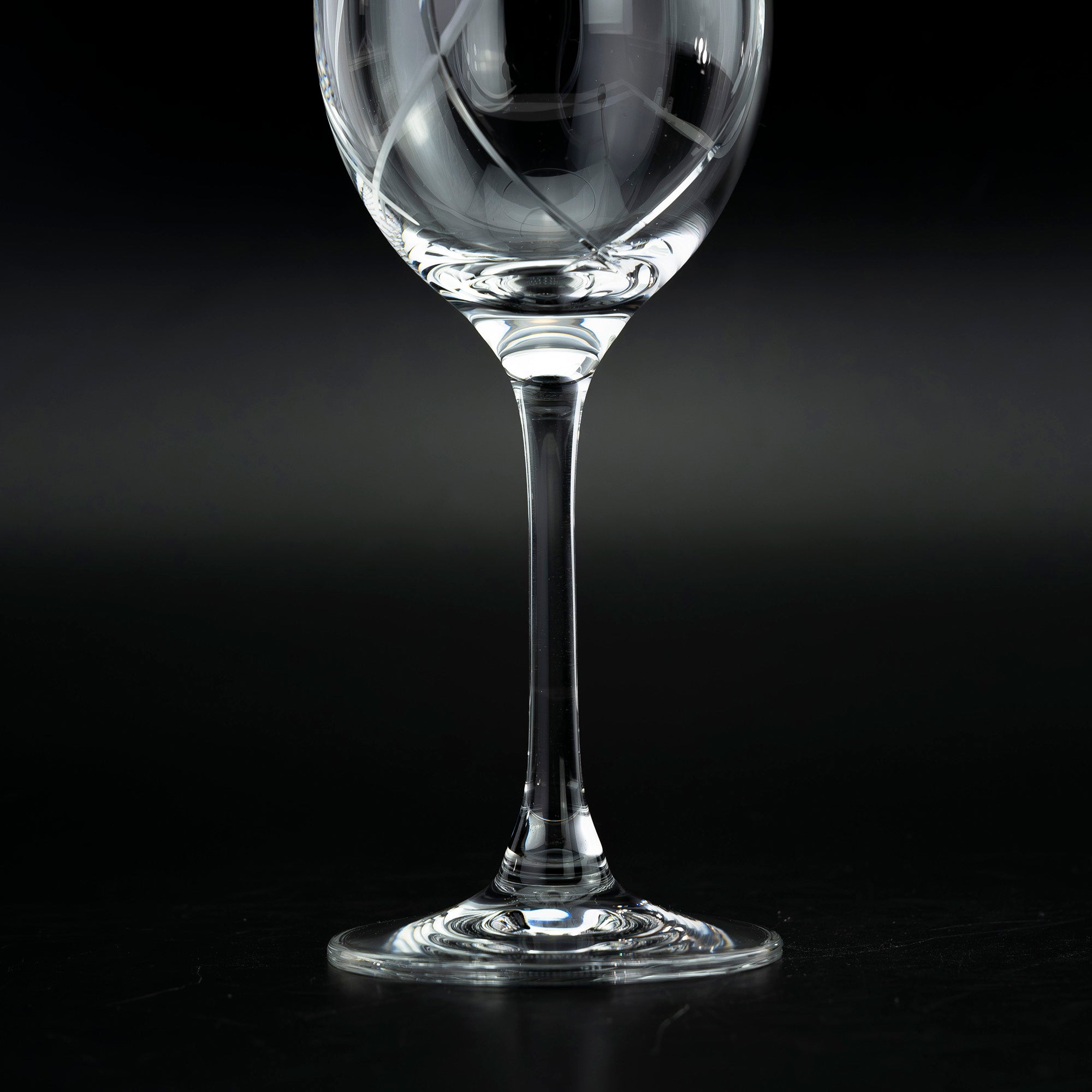 Wedgwood Promise Two Hearts Pair of Crystal Wine Glasses with Heart Motif, Feminine Design, Made in England, Excellent Condition [Boxed]