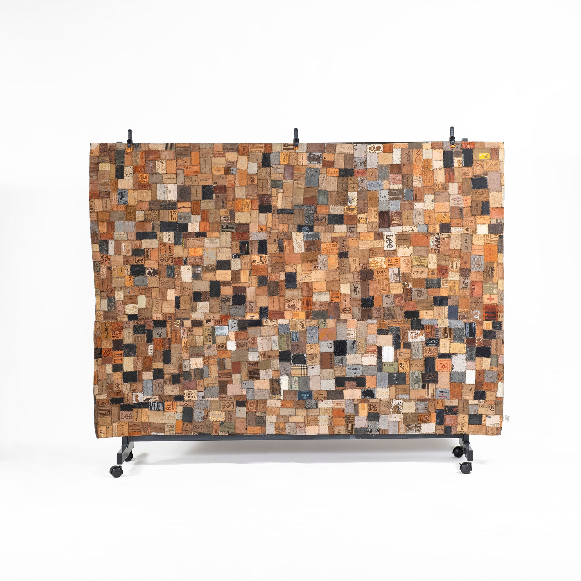 ラグ アスプルンド ASPLUND SHARDA レザーパッチワークラグ  デニム革パッチ カーペット アップサイクル リメイク インダストリアル