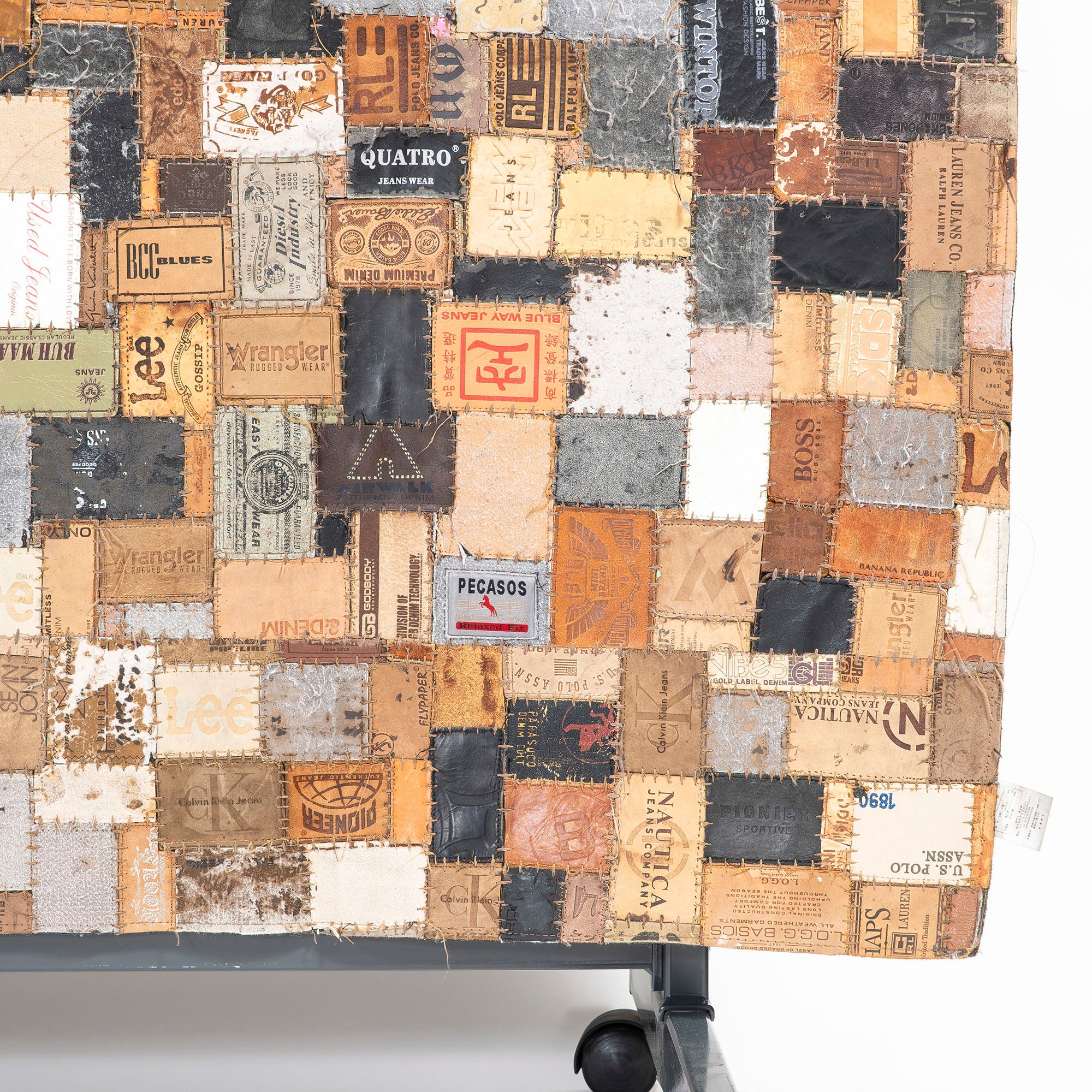 ラグ アスプルンド ASPLUND SHARDA レザーパッチワークラグ  デニム革パッチ カーペット アップサイクル リメイク インダストリアル