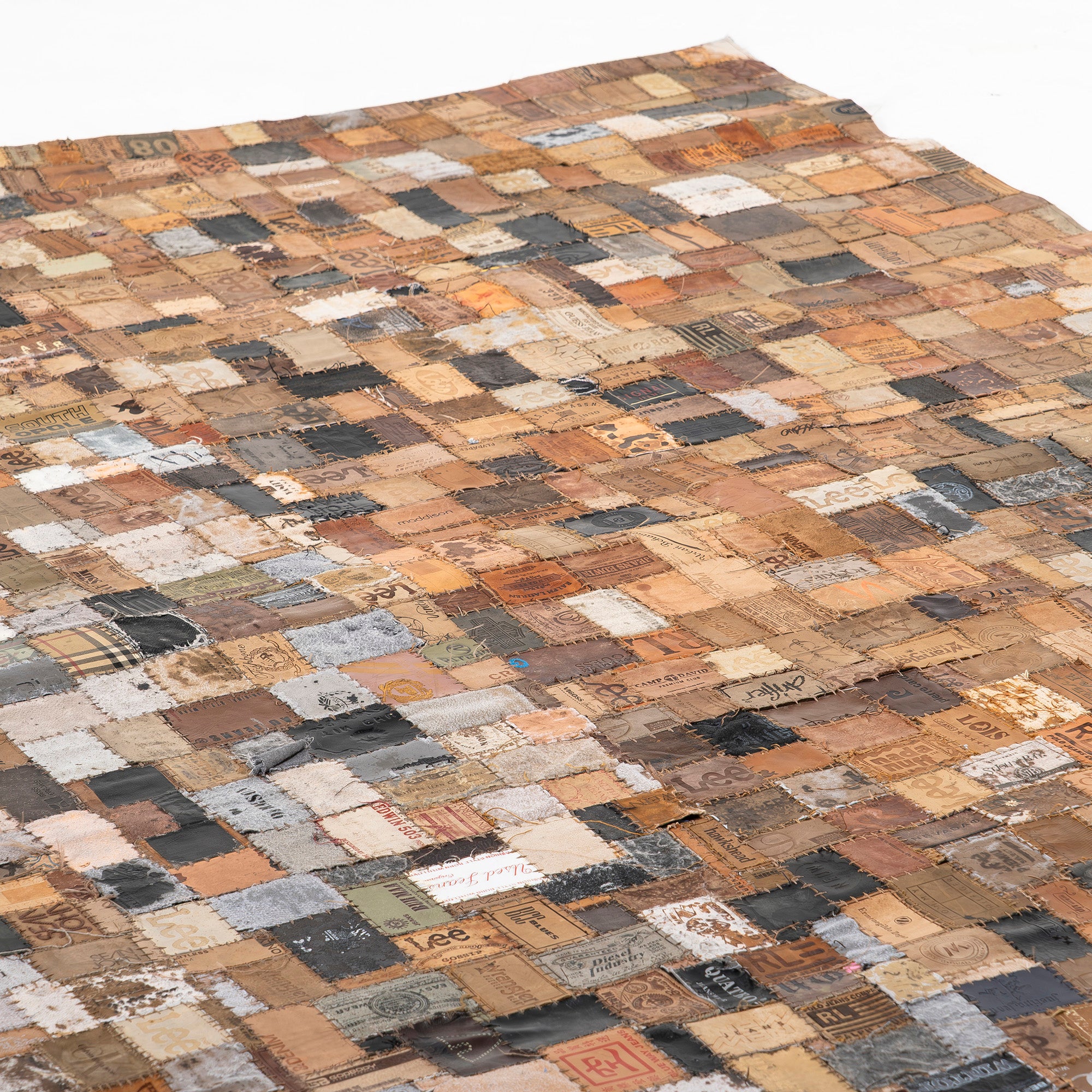 ラグ アスプルンド ASPLUND SHARDA レザーパッチワークラグ  デニム革パッチ カーペット アップサイクル リメイク インダストリアル