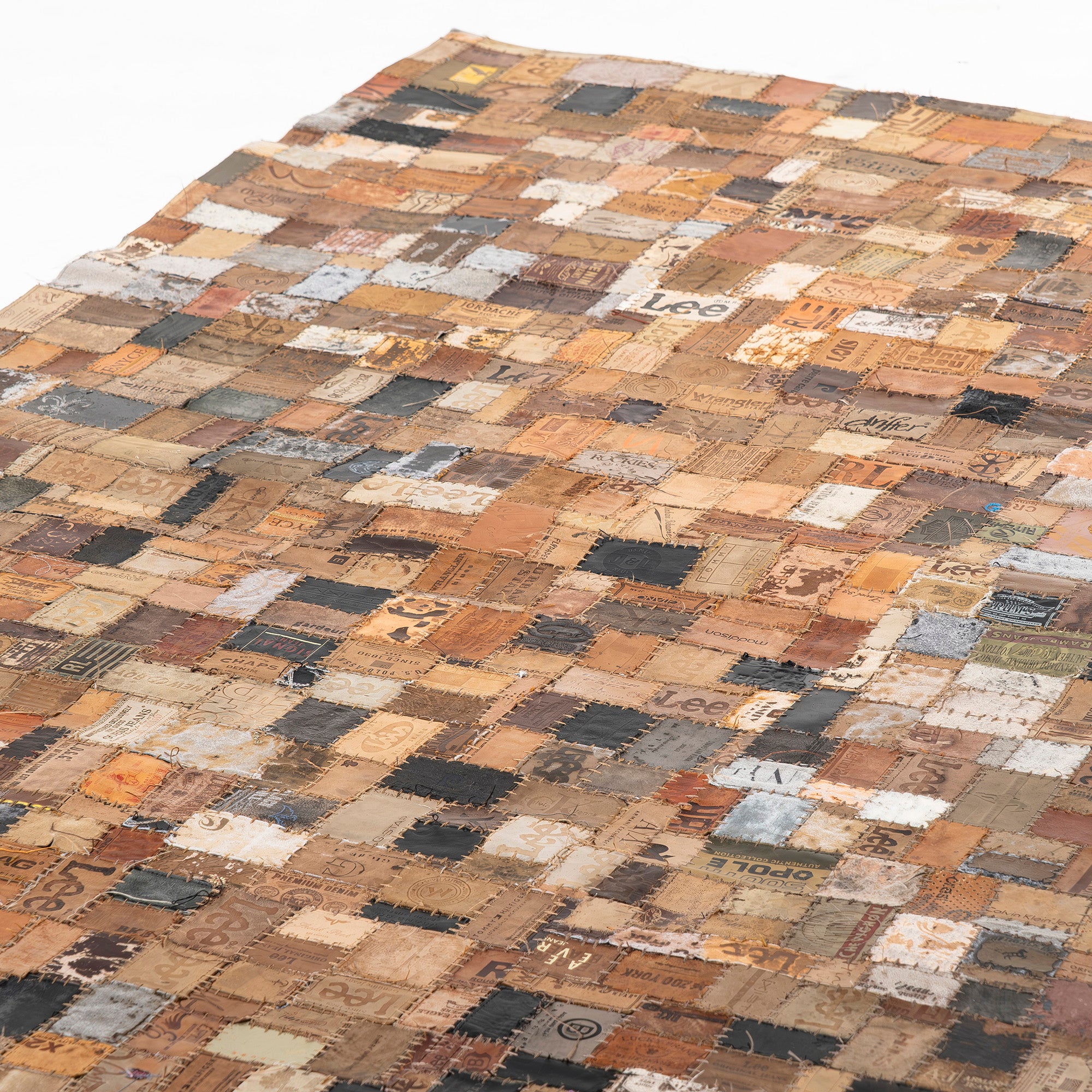 ラグ アスプルンド ASPLUND SHARDA レザーパッチワークラグ  デニム革パッチ カーペット アップサイクル リメイク インダストリアル