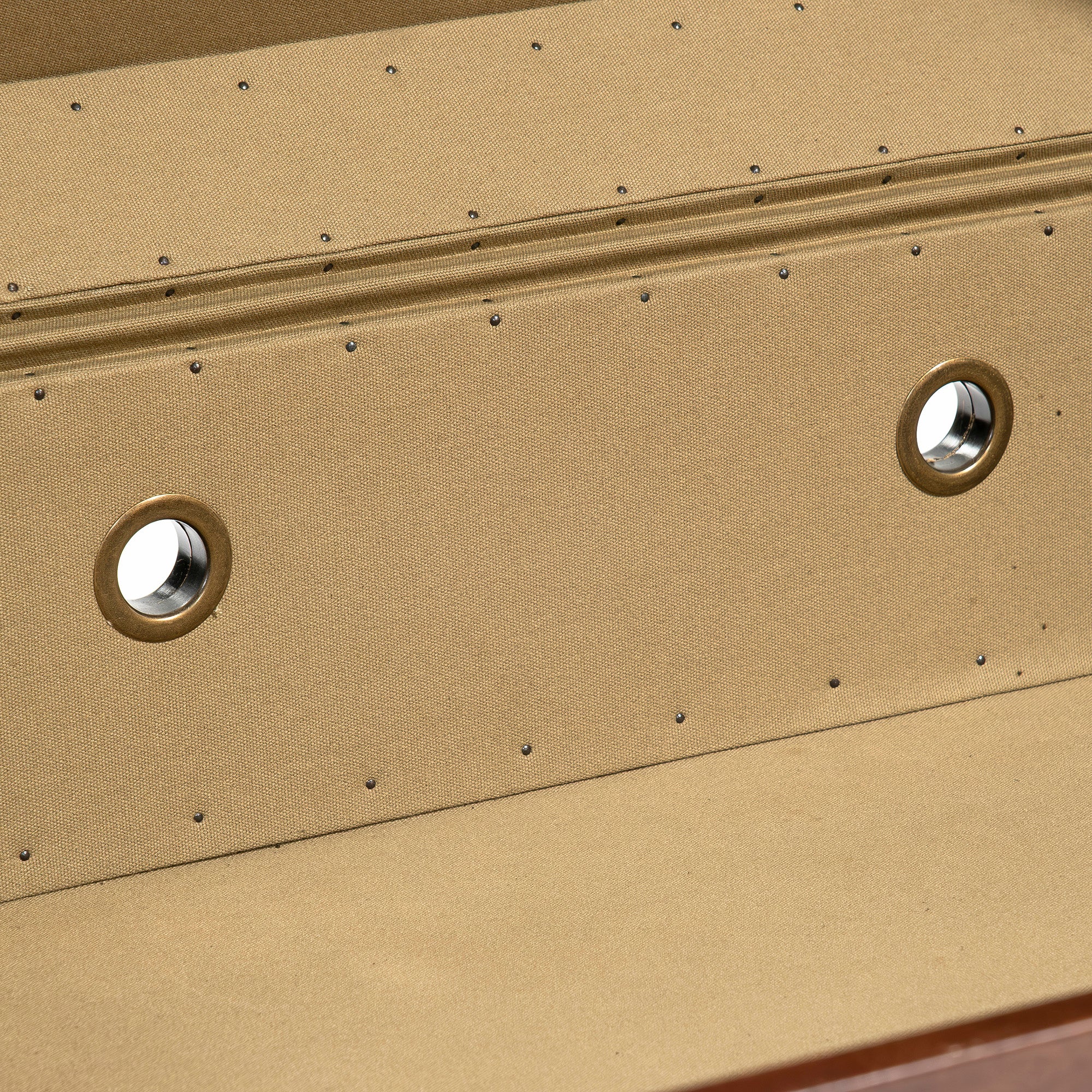 センターテーブル ハロ HALO WATSON MEDIUM TRUNK トランクテーブル レザー 専用スタンド付 ヴィンテージ風 アンティーク アスプルンド