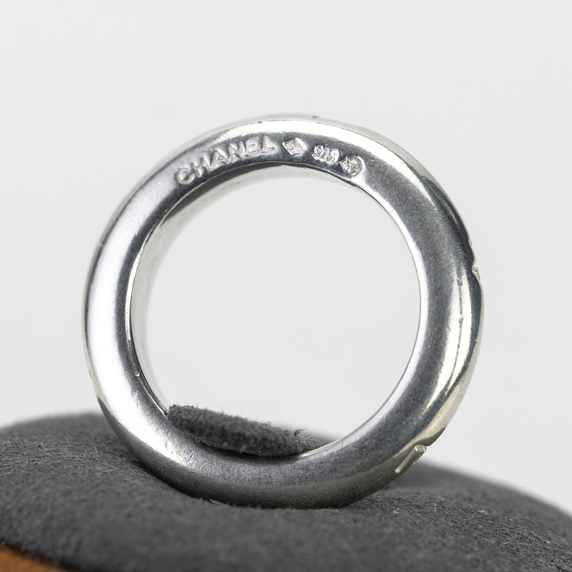 シャネル CHANEL シルバーリング 2本セット 指輪 約13号／約13号やや大きめ ロゴ刻印 ミニマルデザイン レディース ヴィンテージ【箱付】
