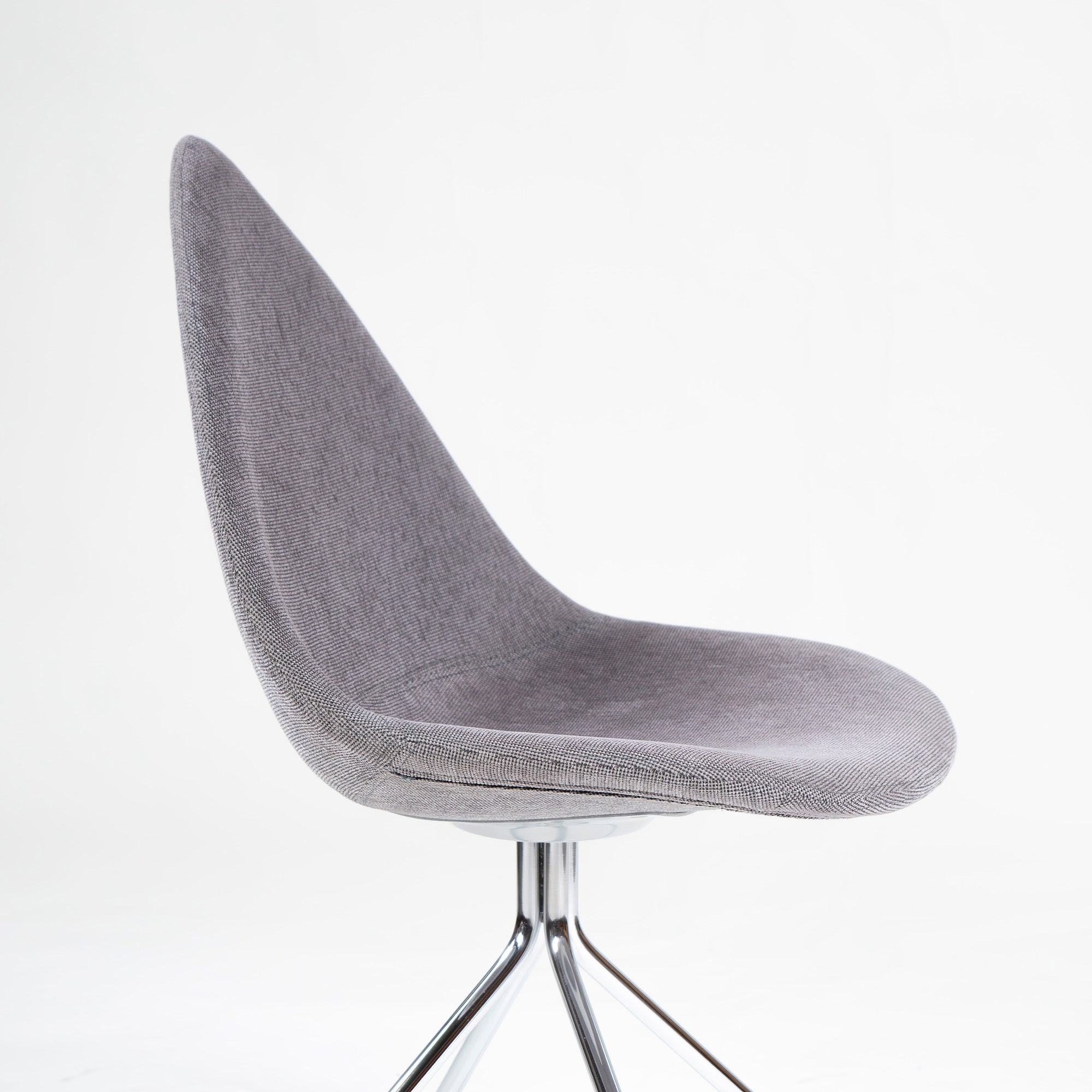ダイニングチェア ボーコンセプト BoConcept Ottawa ファブリック グレー系 有機的フォルム デザイナーズ 北欧モダン ミッドセンチュリー