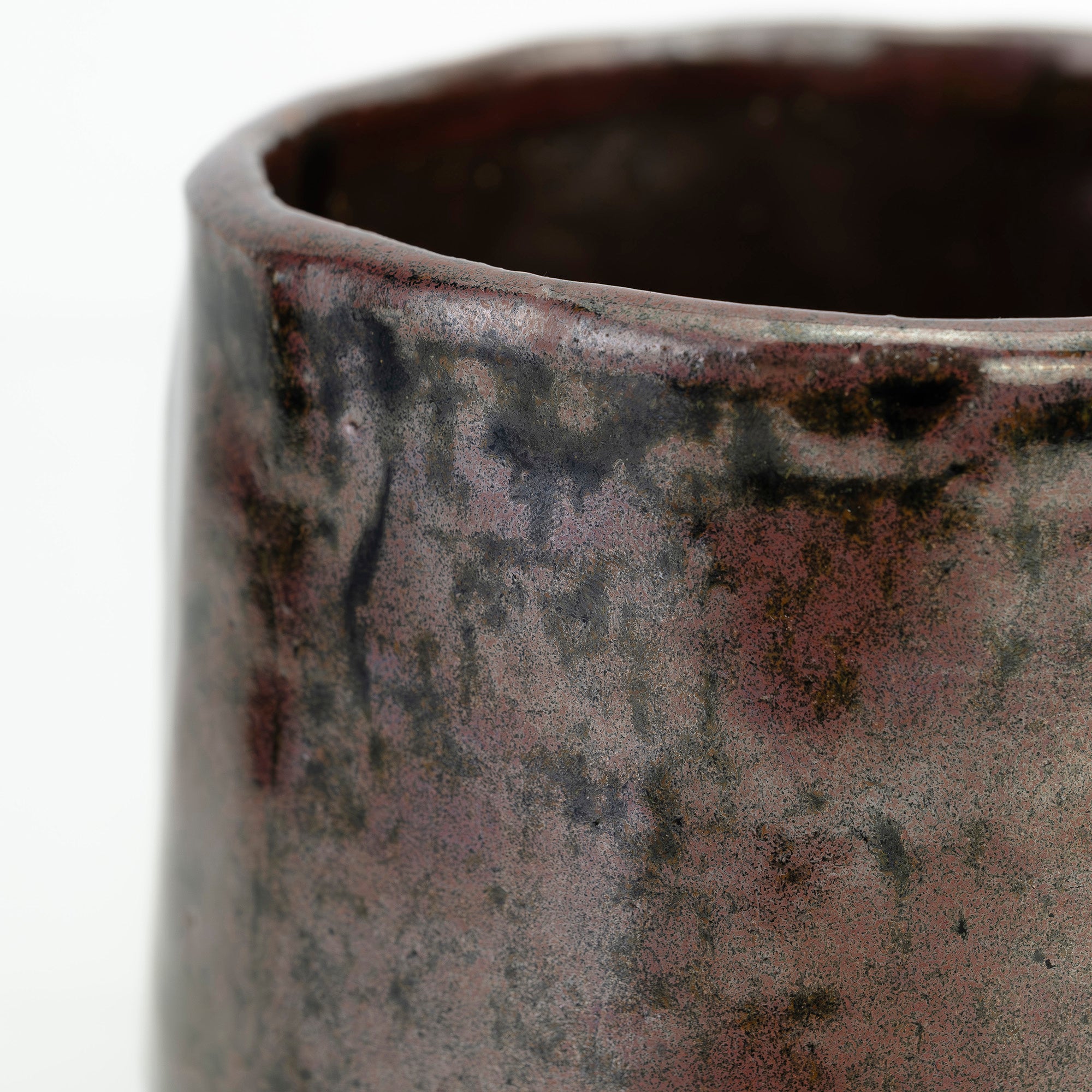 唐津焼 黒釉 茶碗 筒茶碗 飴釉 景色茶碗 三つ丸印あり 抹茶碗 茶道具