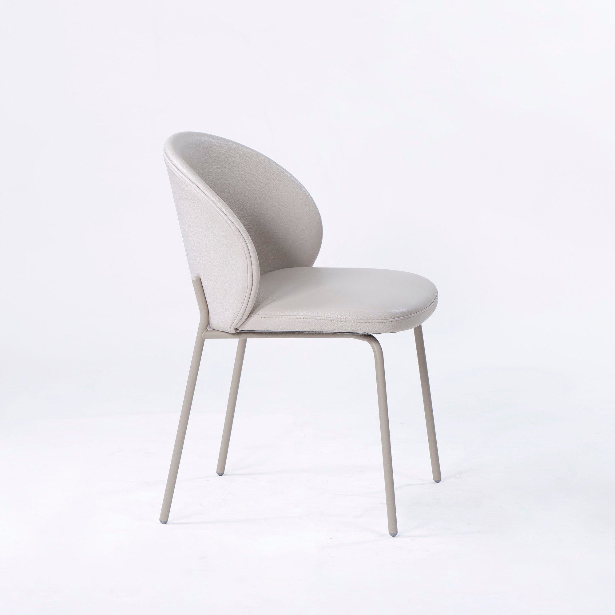 BoConcept Princeton ダイニングチェア(3) レザー ライトベージュ系 マットアッシュグレー メタル脚