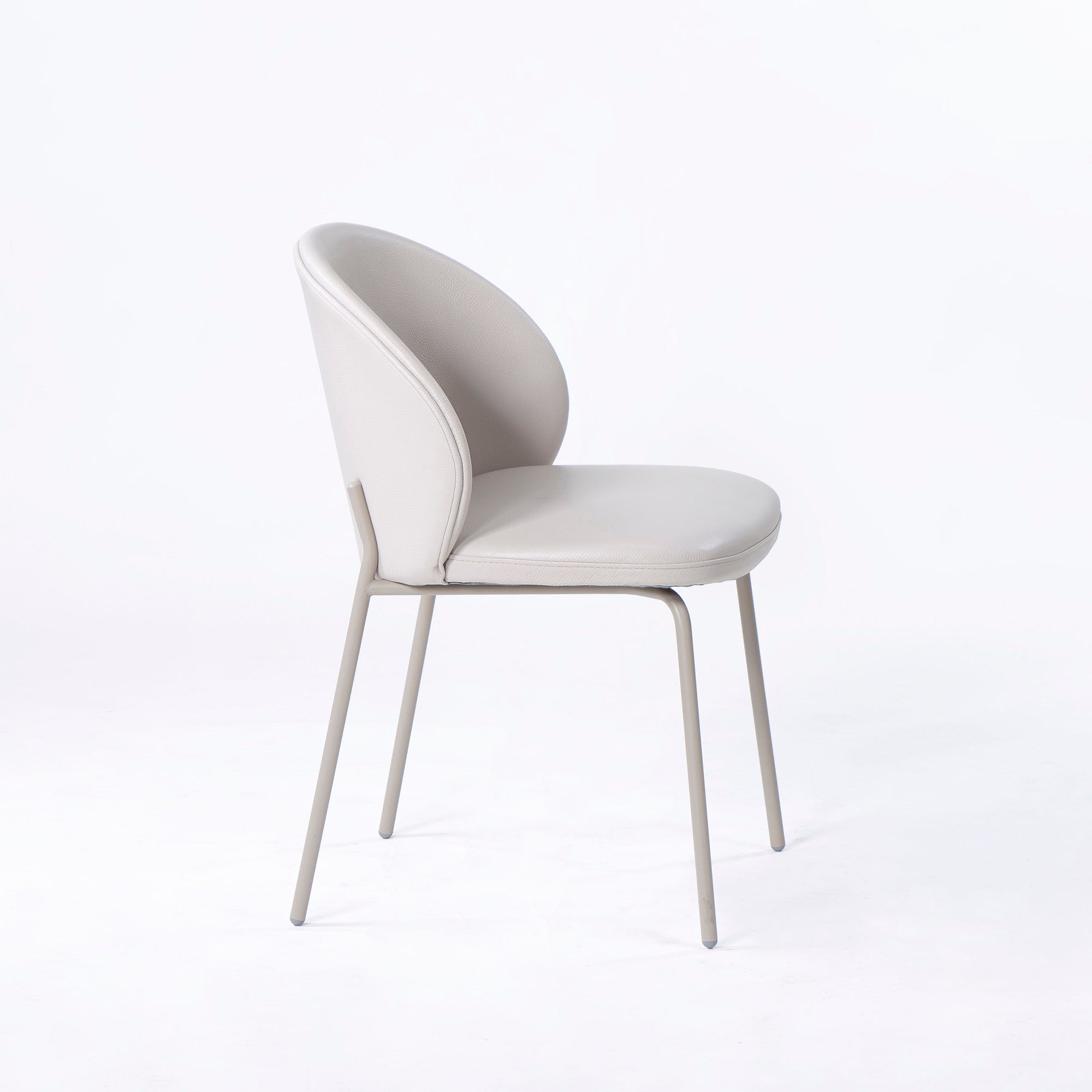 BoConcept Princeton ダイニングチェア(5) レザー ライトベージュ系 マットアッシュグレー メタル脚