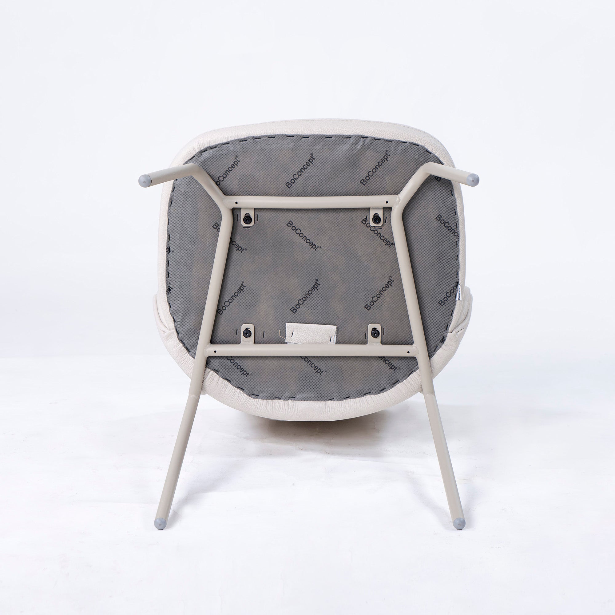 BoConcept Princeton ダイニングチェア(6) レザー ライトベージュ系 マットアッシュグレー メタル脚