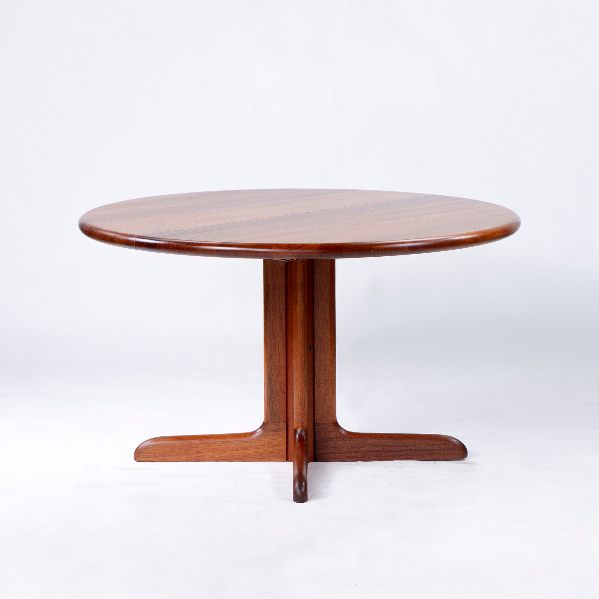 Gudme Mobelfabrik ラウンドダイニングテーブル チーク無垢材 Φ126㎝ 北欧ヴィンテージ 1960s