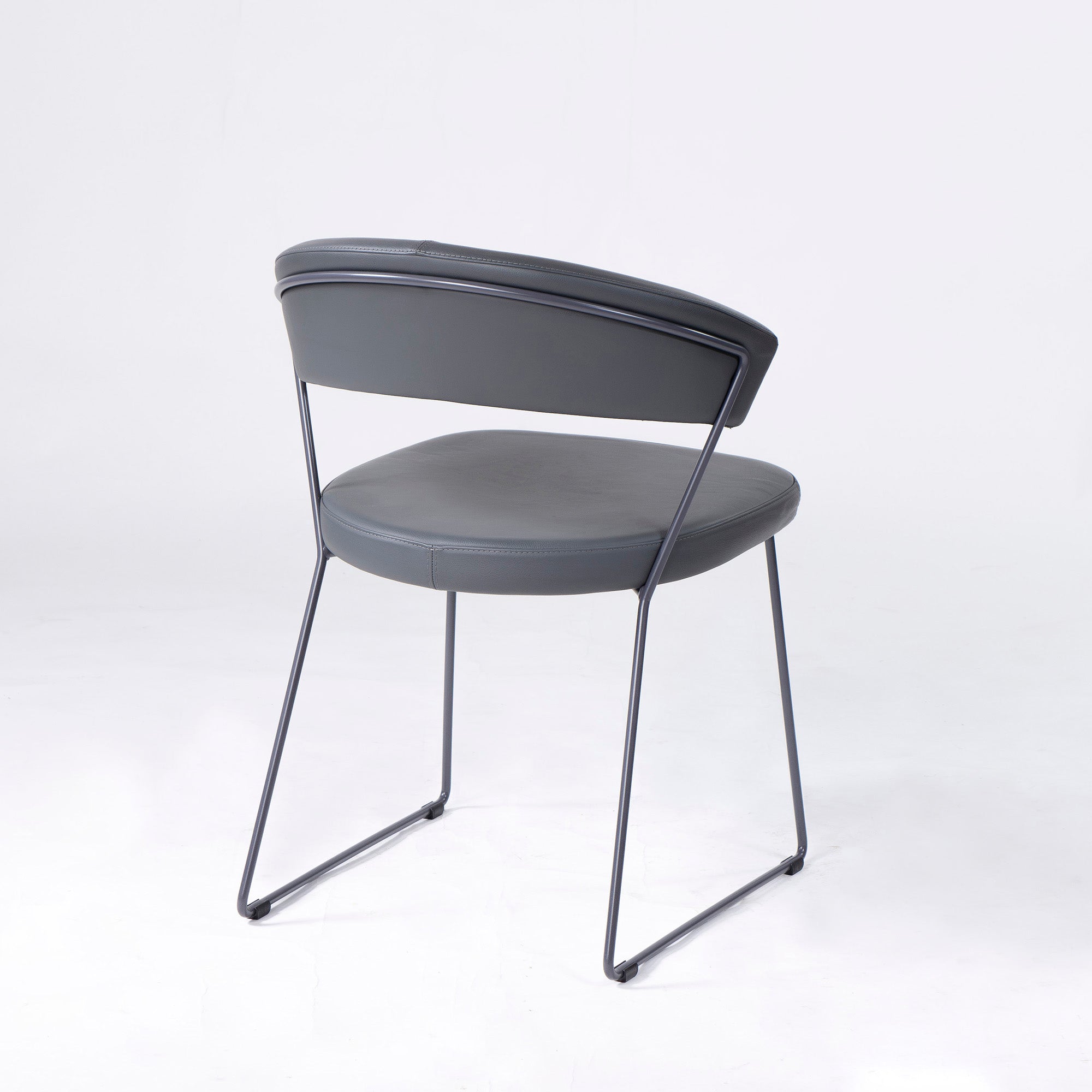 Calligaris Connubia NEW YORK CB1022 ダイニングチェア(1) 本革 レザー グレー