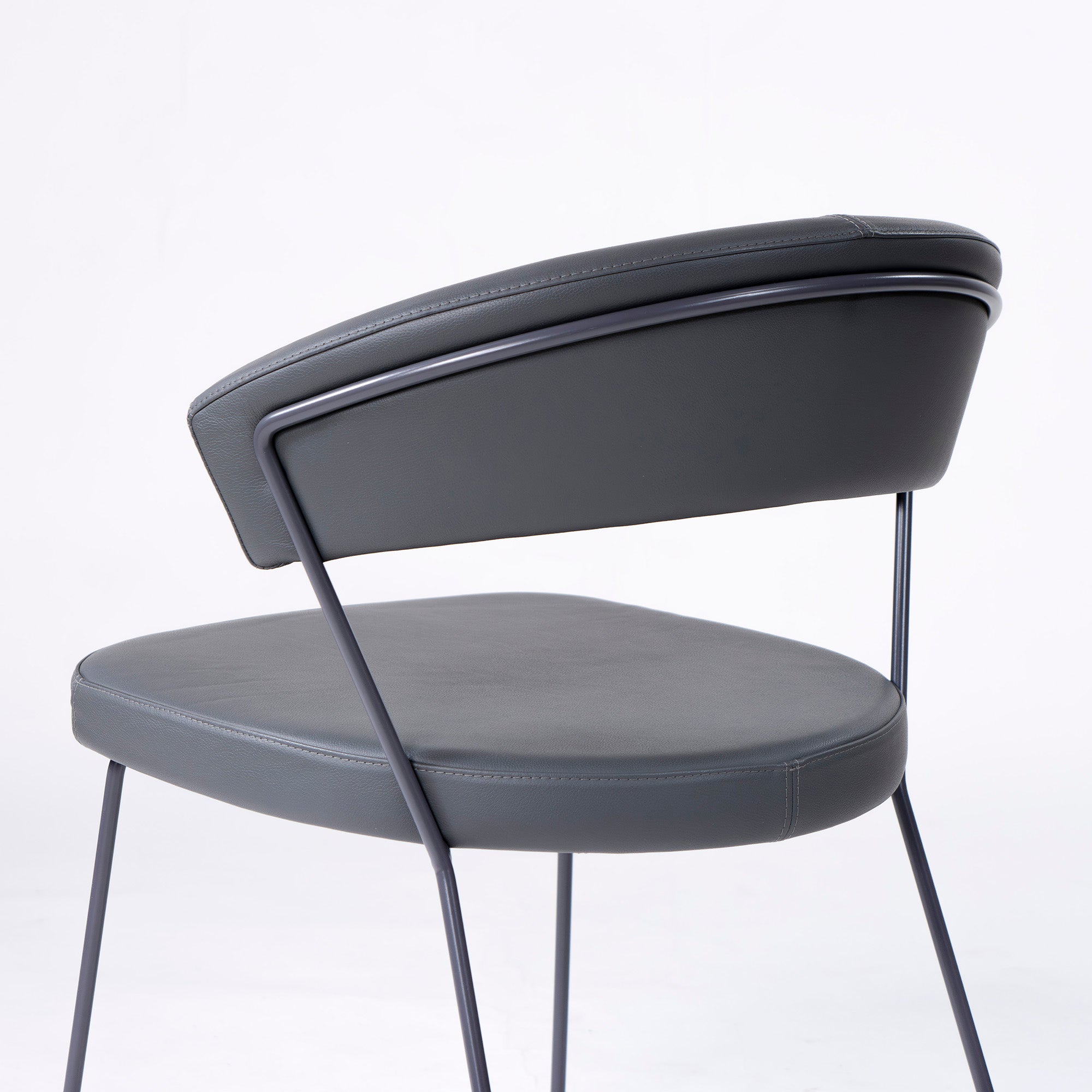 Calligaris Connubia NEW YORK CB1022 ダイニングチェア(1) 本革 レザー グレー