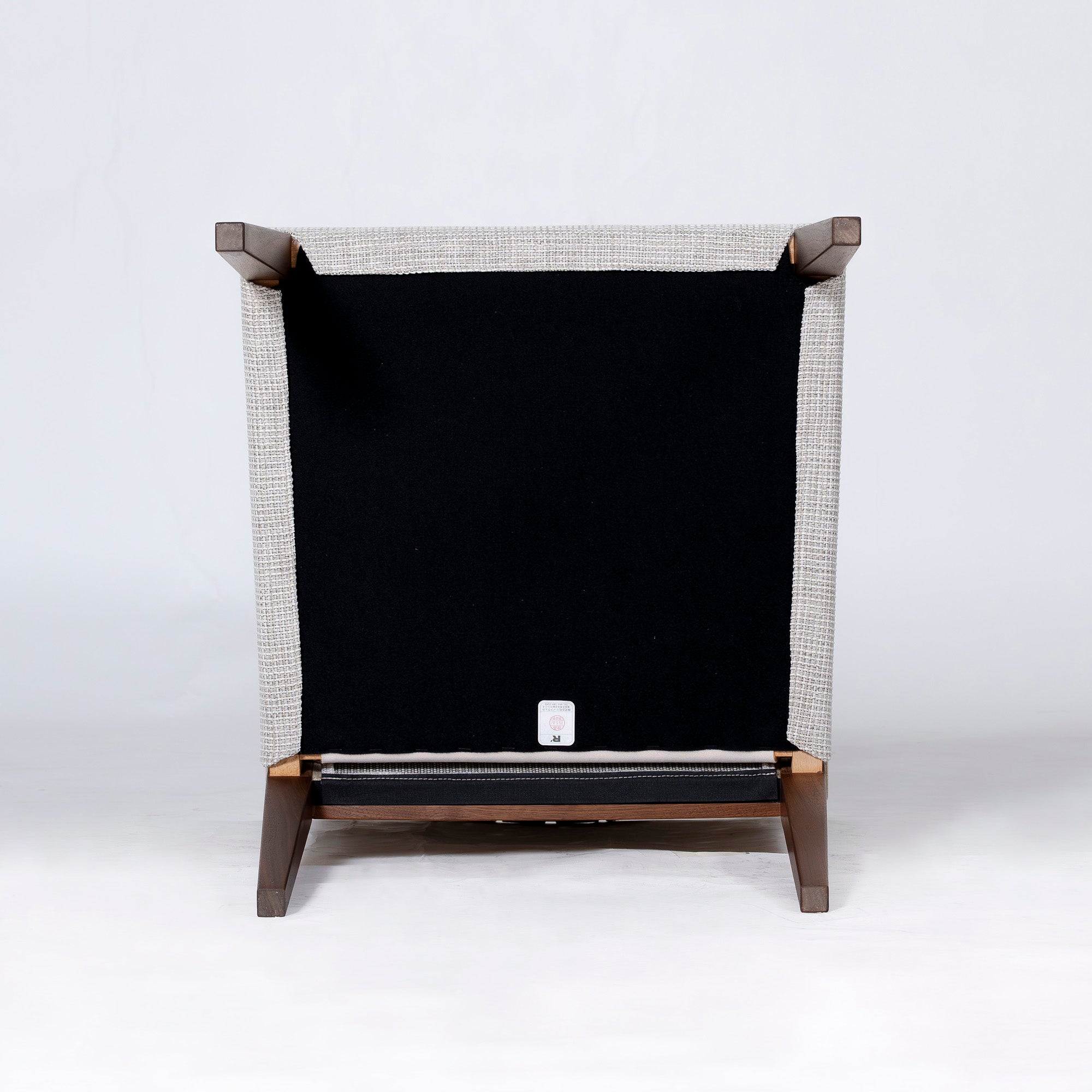 Ritzwell KLINT ダイニングチェア ウォールナット材 オイル仕上げ(1)