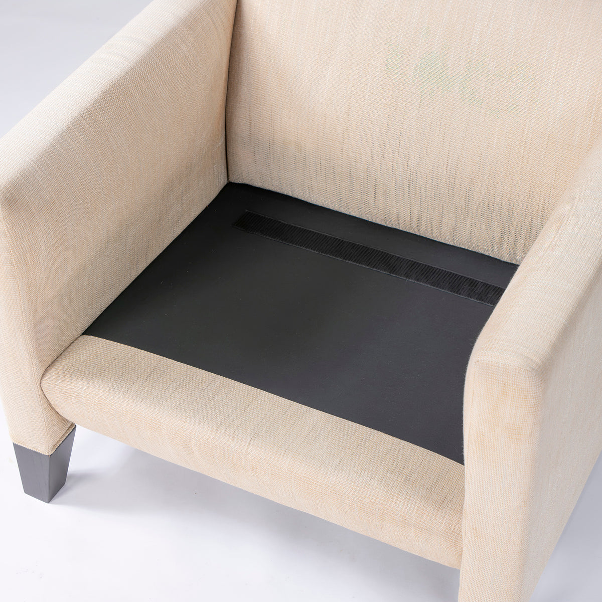 Ritzwell 1Pソファ アッシュ材 ベージュファブリック フェザークッション