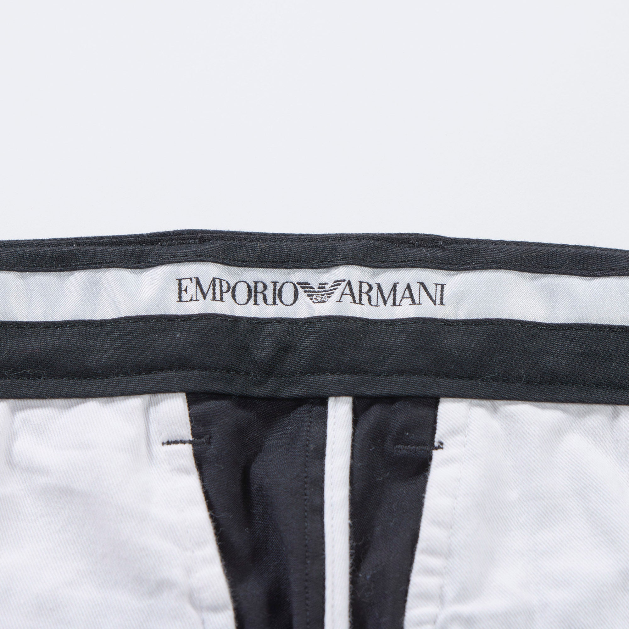アルマーニ EMPORIO ARMANI チノパンツ センタープレス ノータック ブラック トラウザー ボトムス メンズファッション ボトムス パンツ