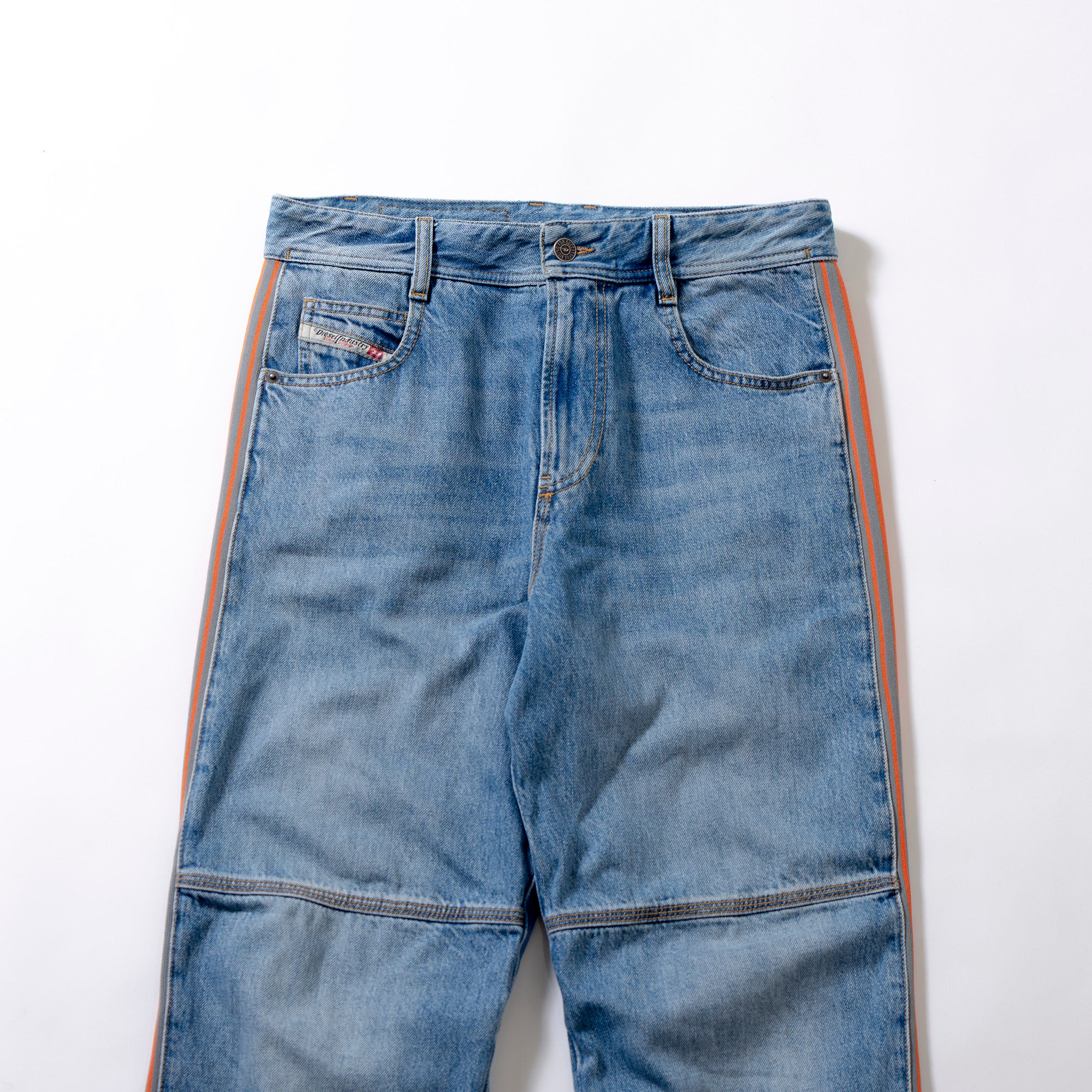 ディーゼル DIESEL D-ARBUS デニムパンツ レギュラーストレート ジーンズ サイドライン ジャージパンツ ヴィンテージ加工 再構築 メンズ