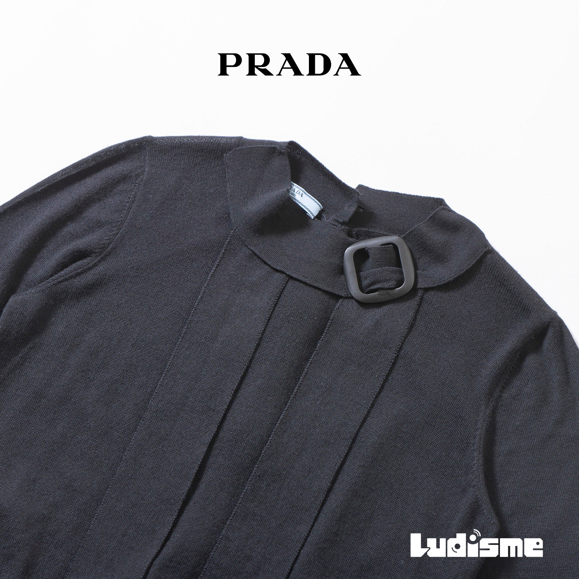 プラダ PRADA ニット バックボタンデザイン ブラック ウール シルク デザインニット プリーツデザイン レディーストップス セーター