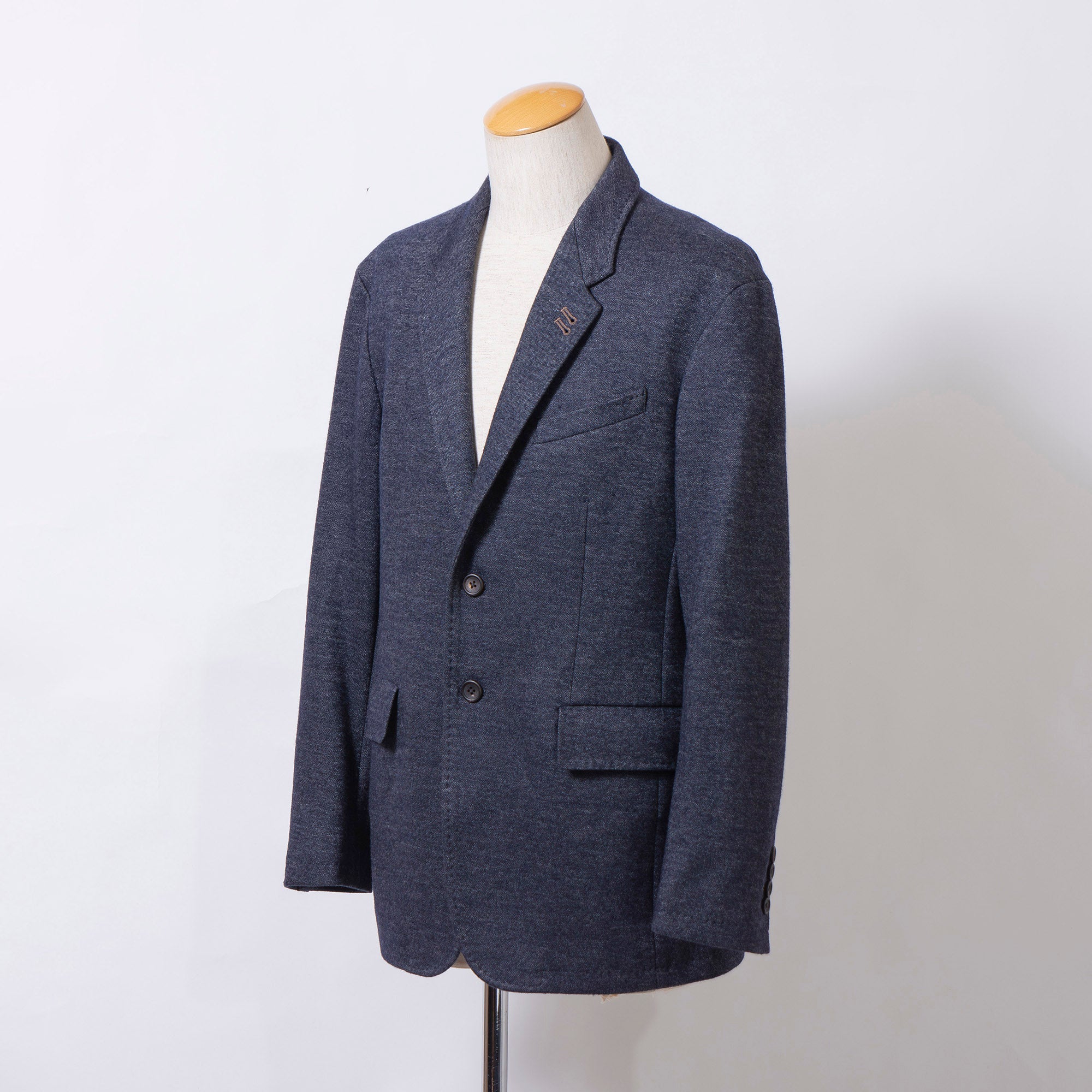 Paul Smith collection tailored jacket, navy, size XL, men's, made in Japan, with a floral lining and a wool blend. A perfect business or casual outerwear piece.