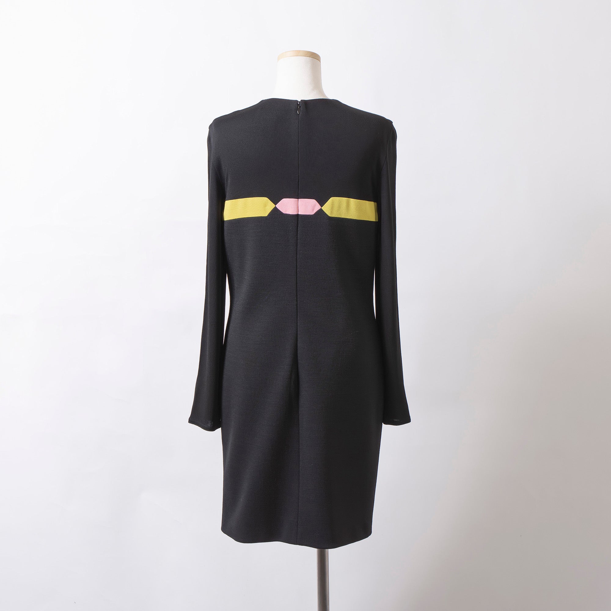 ヴェルサーチ GIANNI VERSACE COUTURE ニットワンピース 幾何学デザイン ブラック イエロー×ピンク 長袖 ウール混 レディース イタリア製