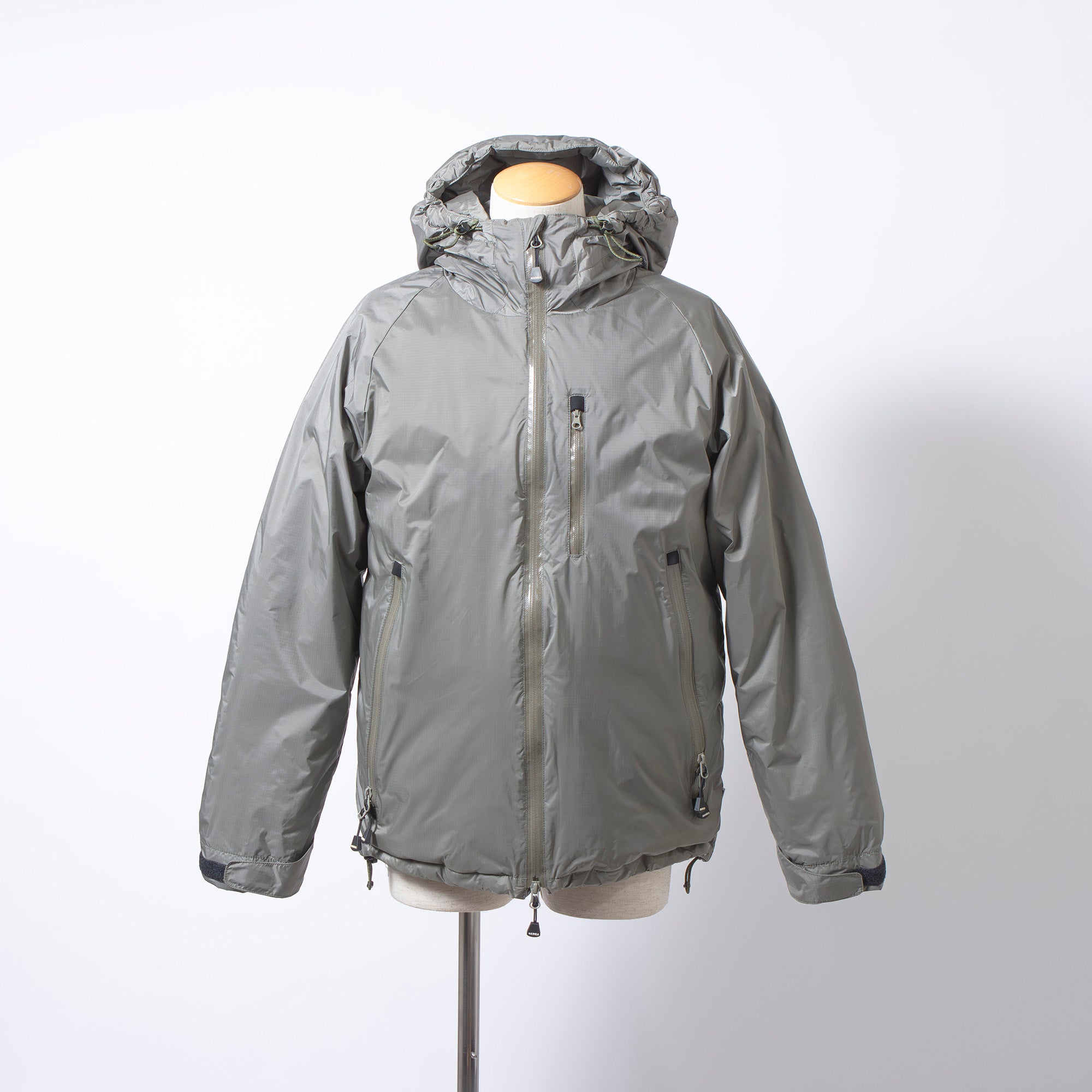 ナンガ NANGA オーロラダウンジャケット グレー メンズ L 日本製 オーロラテックス 防水透湿 フーデッド アウトドア マウンテンパーカー
